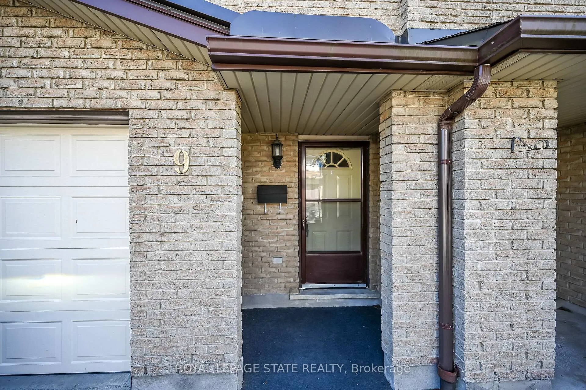Photo 46 of Unit 9, 1455 Garth Street, Hamilton, Sheldon — HOMEH