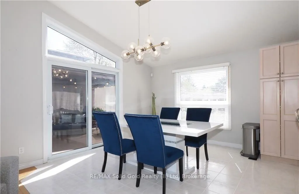Photo 13 of 40 Dineen Court, Kitchener — HOMEH