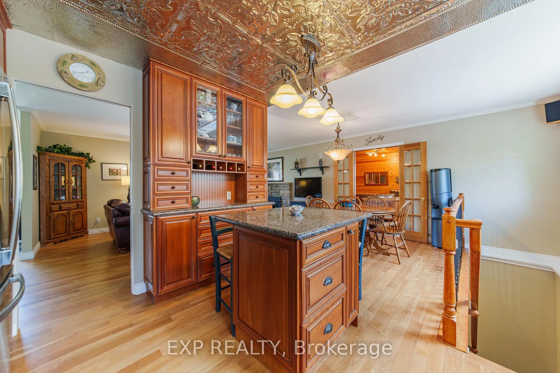 Photo 11 of 49 Parkmount Crescent, Ottawa, Sheahan Estates/Trend Village — HOMEH