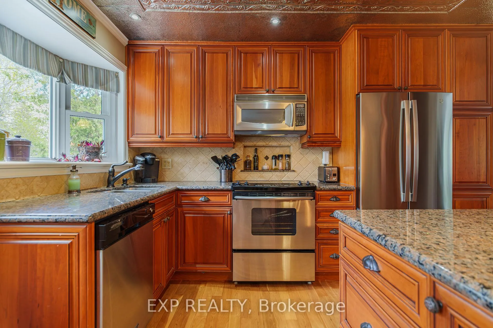 Photo 12 of 49 Parkmount Crescent, Ottawa, Sheahan Estates/Trend Village — HOMEH