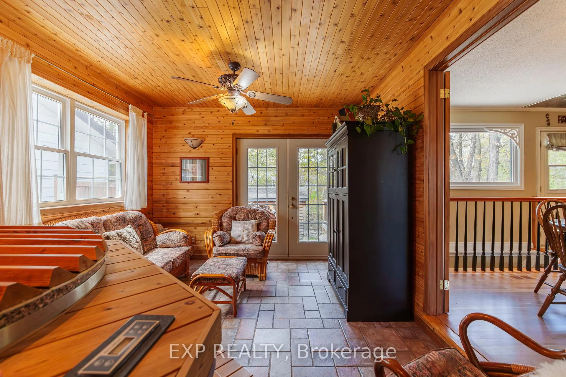 Photo 13 of 49 Parkmount Crescent, Ottawa, Sheahan Estates/Trend Village — HOMEH