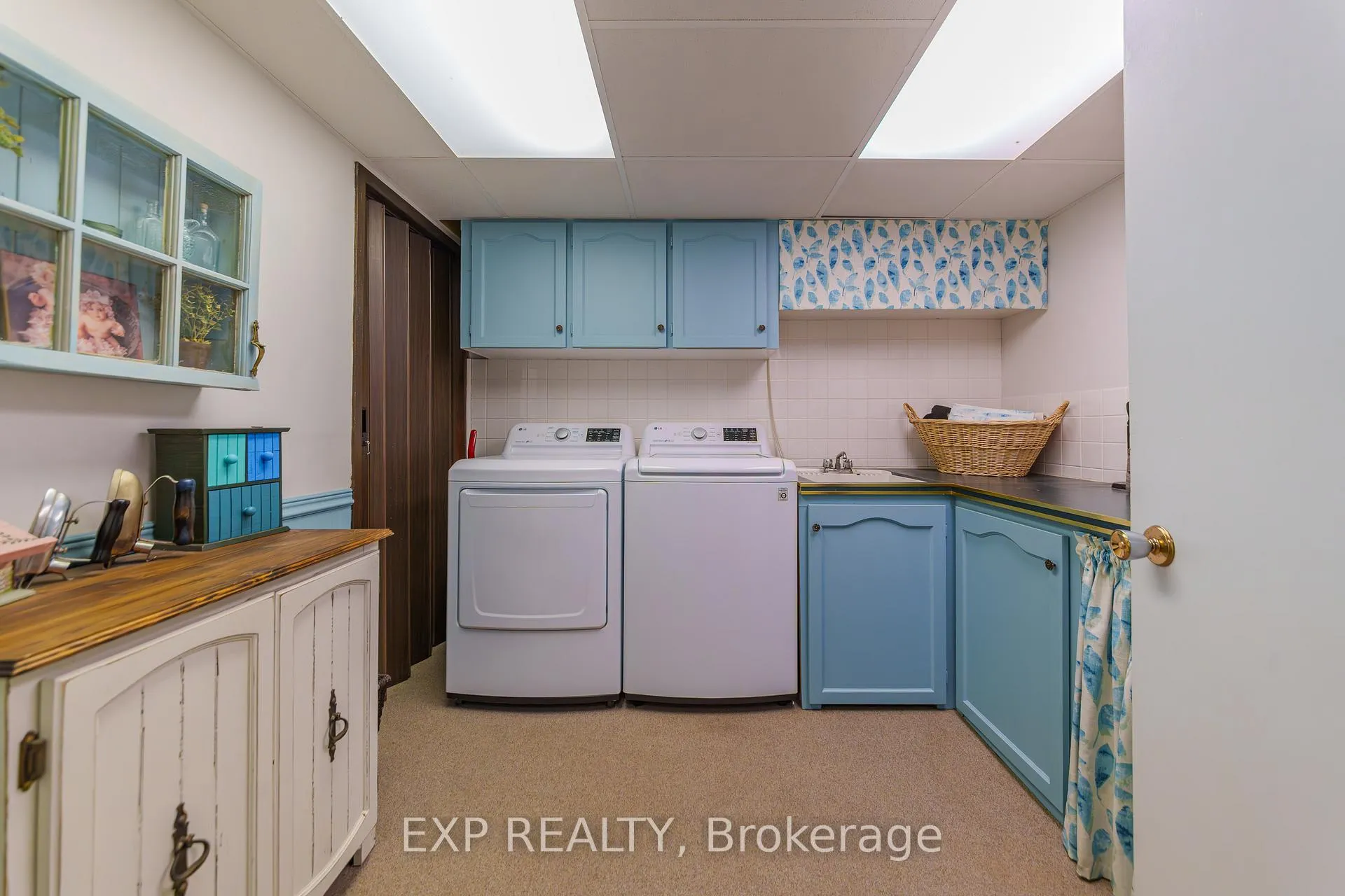 Photo 29 of 49 Parkmount Crescent, Ottawa, Sheahan Estates/Trend Village — HOMEH