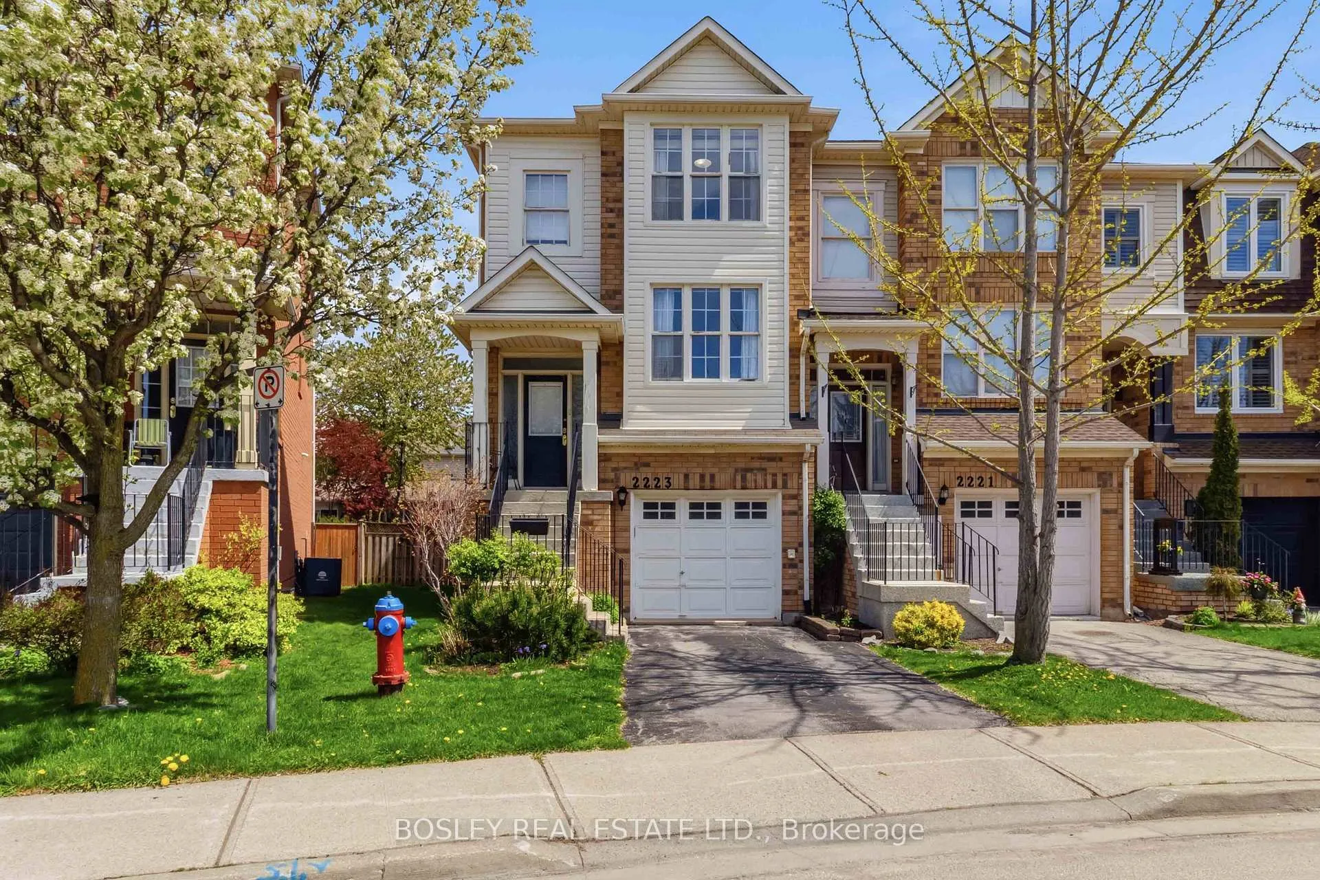 Front of 2223 Prescott Place