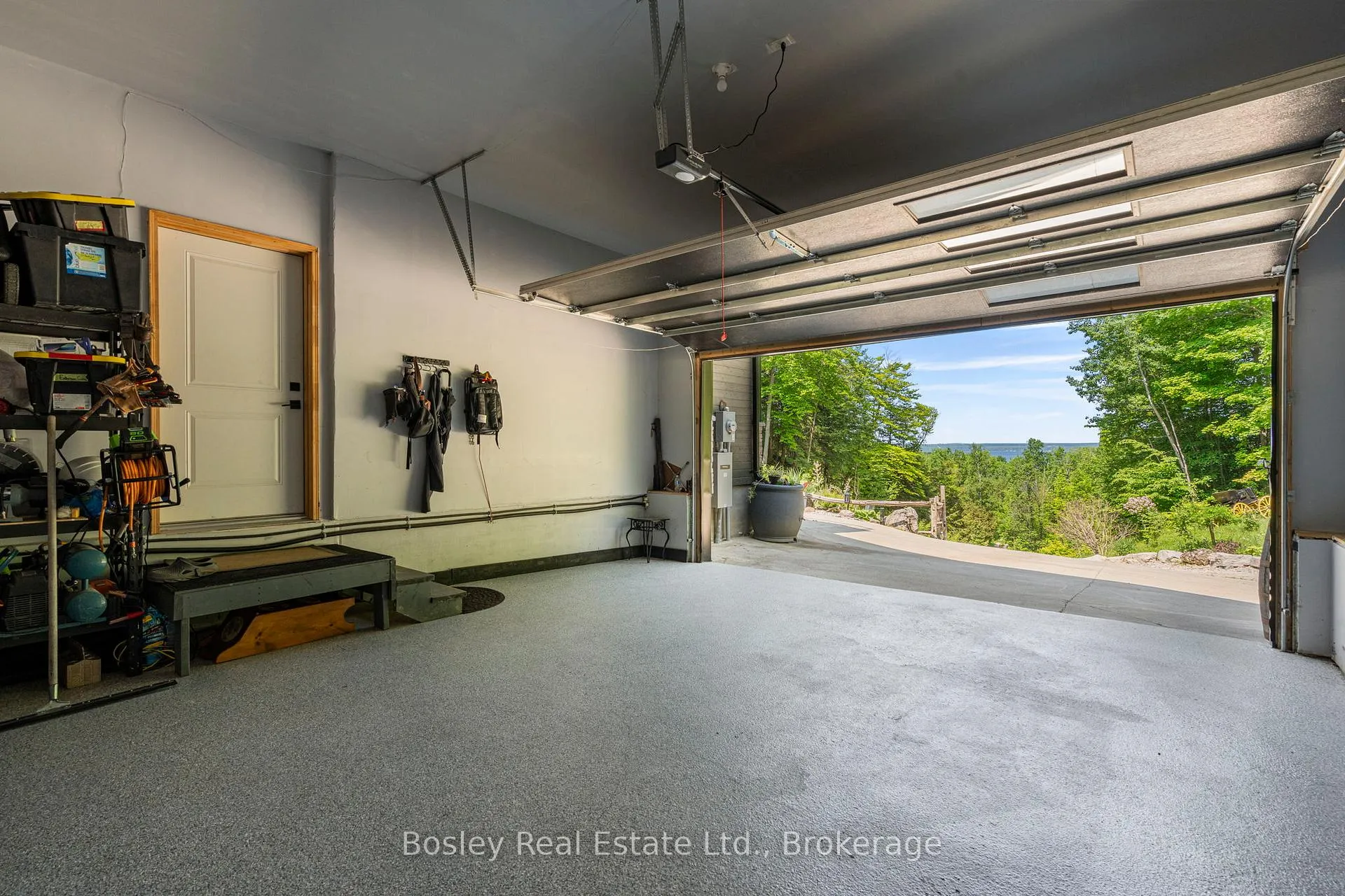 Photo 5 of 350107 Bayshore Road, Meaford — HOMEH