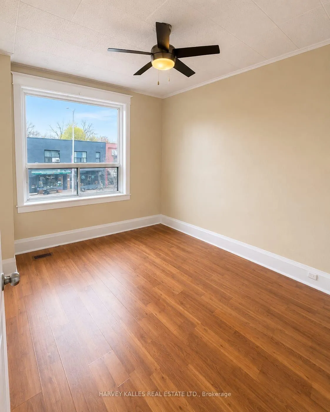 Photo 3 of Unit 2nd Flr, 1355 Danforth Avenue, Toronto, Danforth — HOMEH