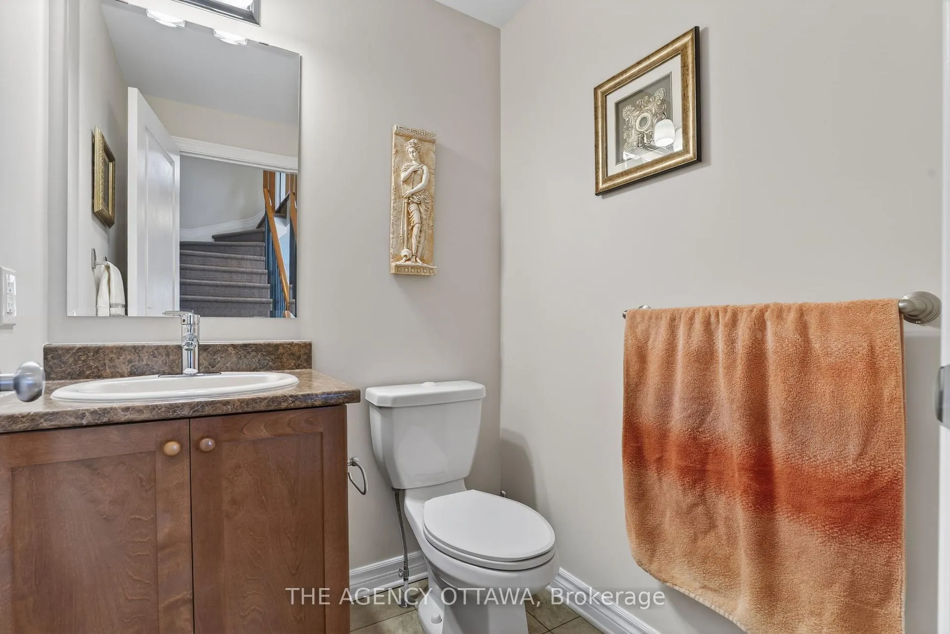 Photo 11 of 104 Gooseberry Place, Ottawa, Barrhaven - Longfields — HOMEH