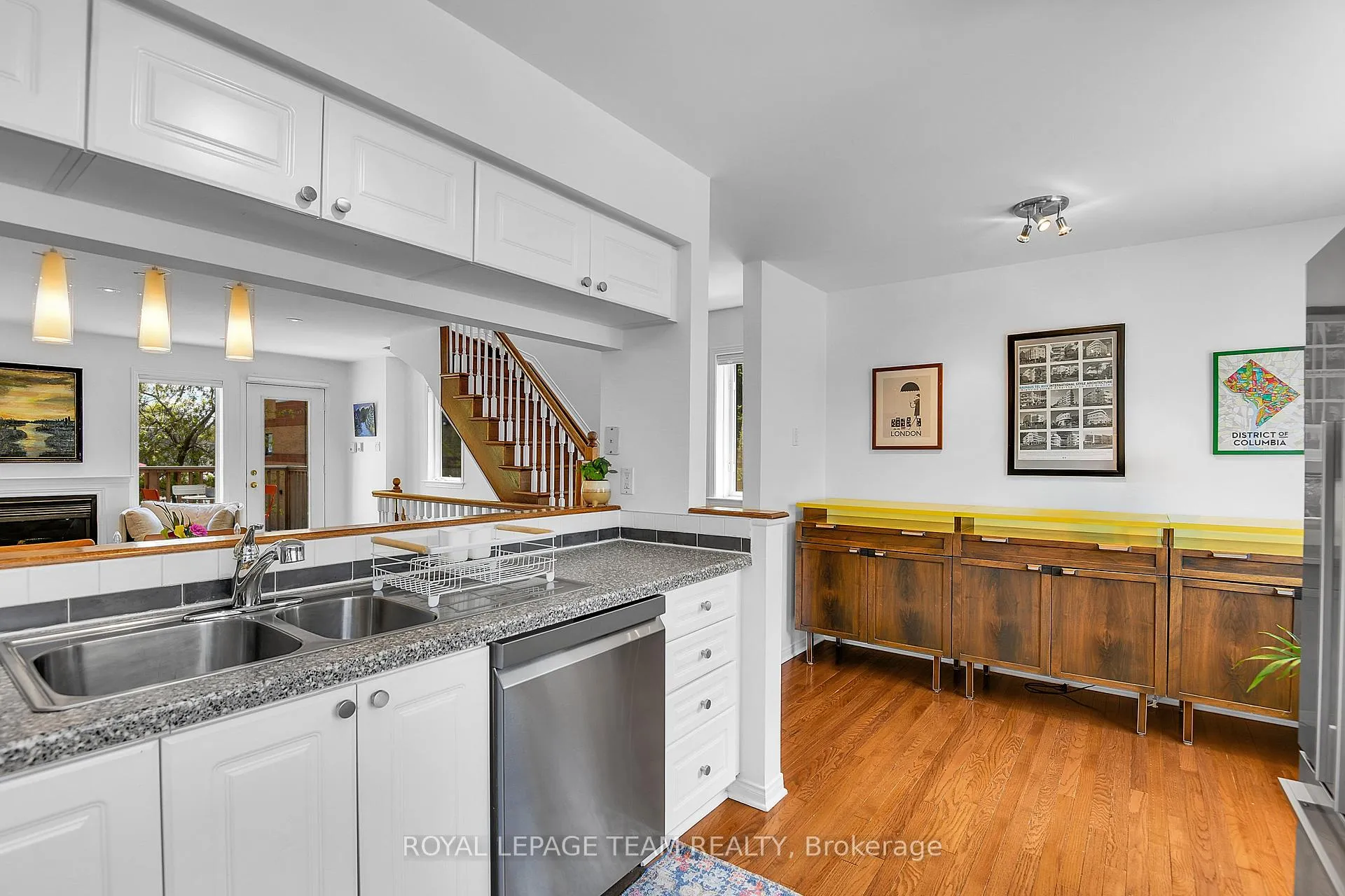 Photo 15 of 15 Schoolhouse Private, Ottawa, Lindenlea — HOMEH