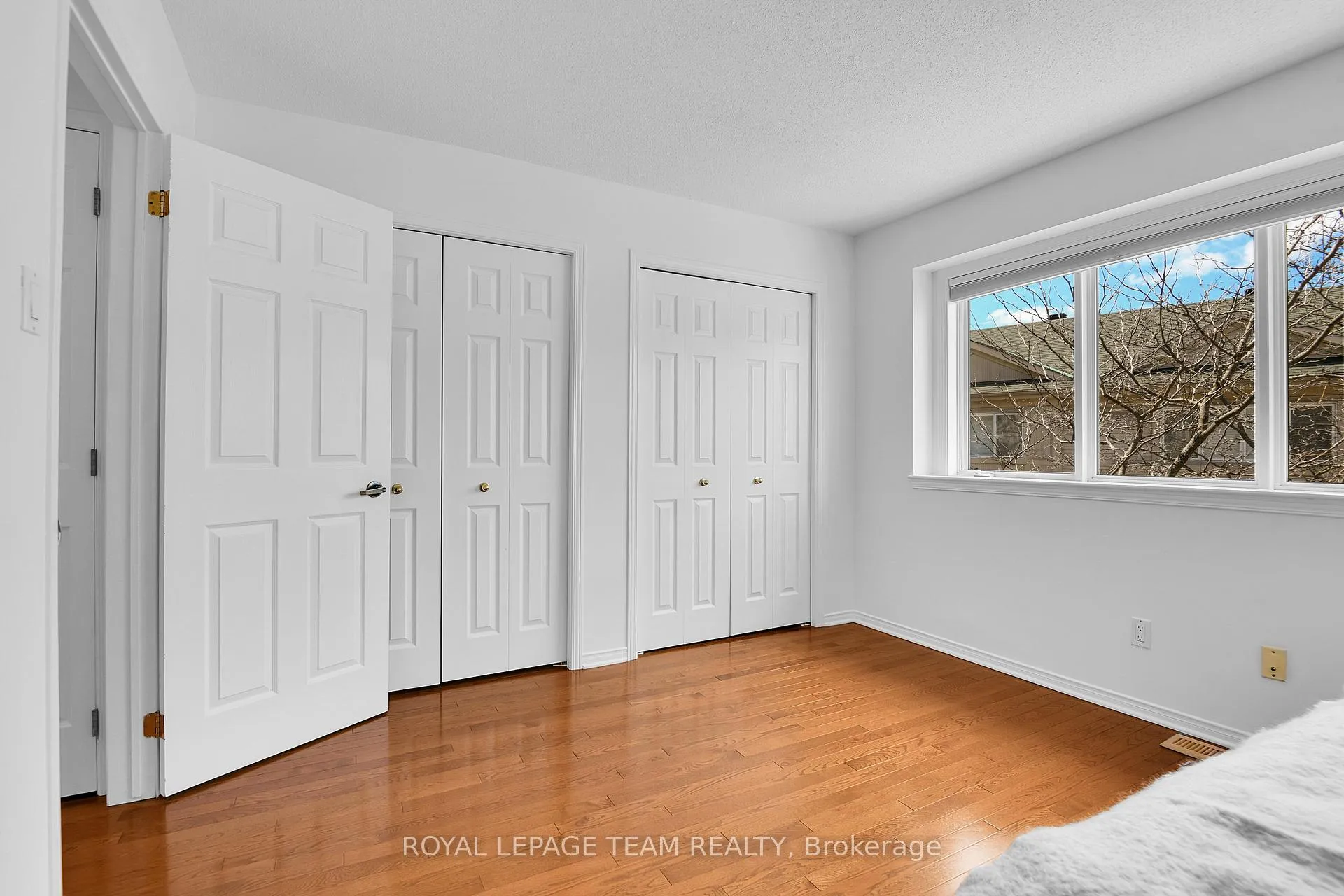 Photo 23 of 15 Schoolhouse Private, Ottawa, Lindenlea — HOMEH