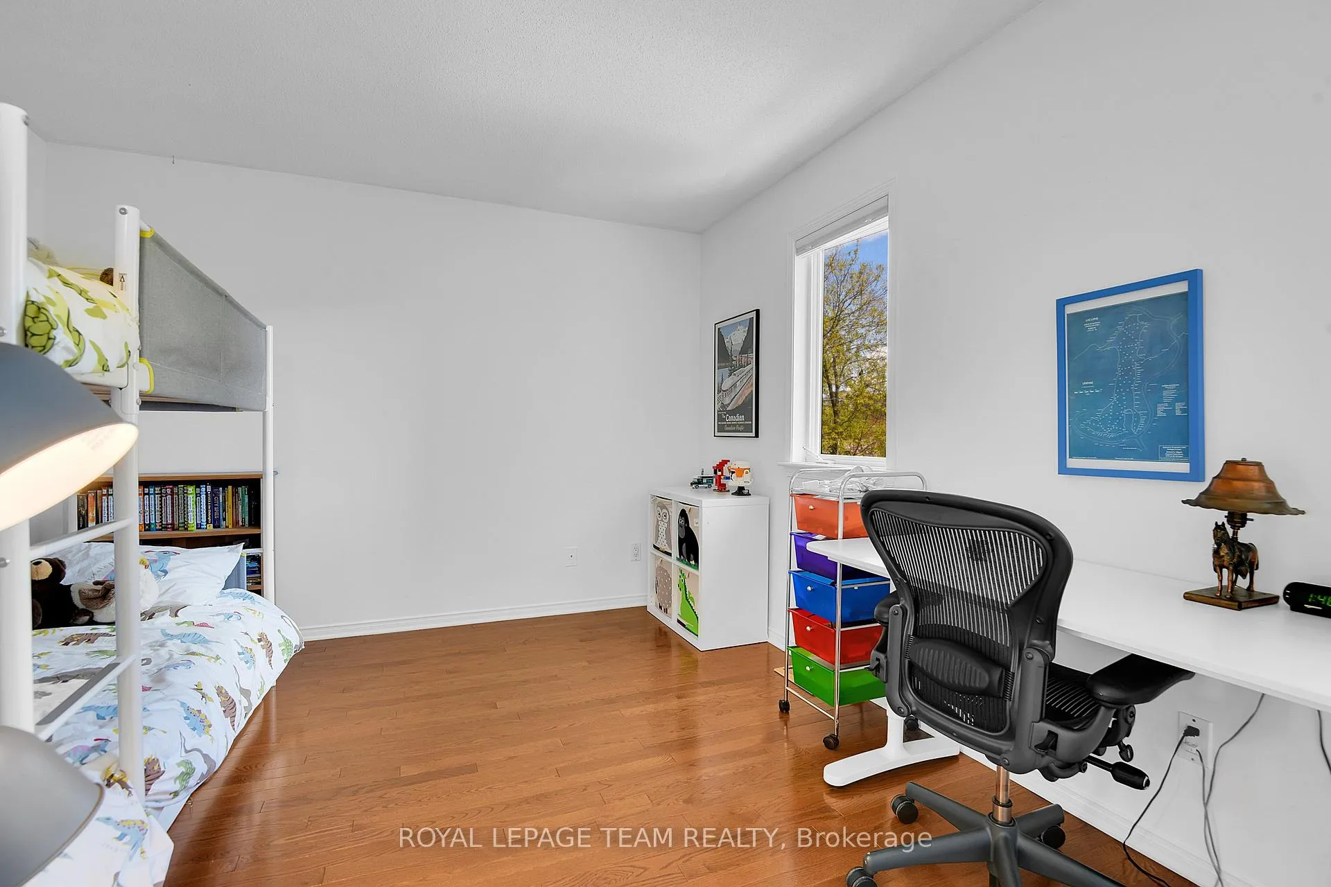 Photo 24 of 15 Schoolhouse Private, Ottawa, Lindenlea — HOMEH