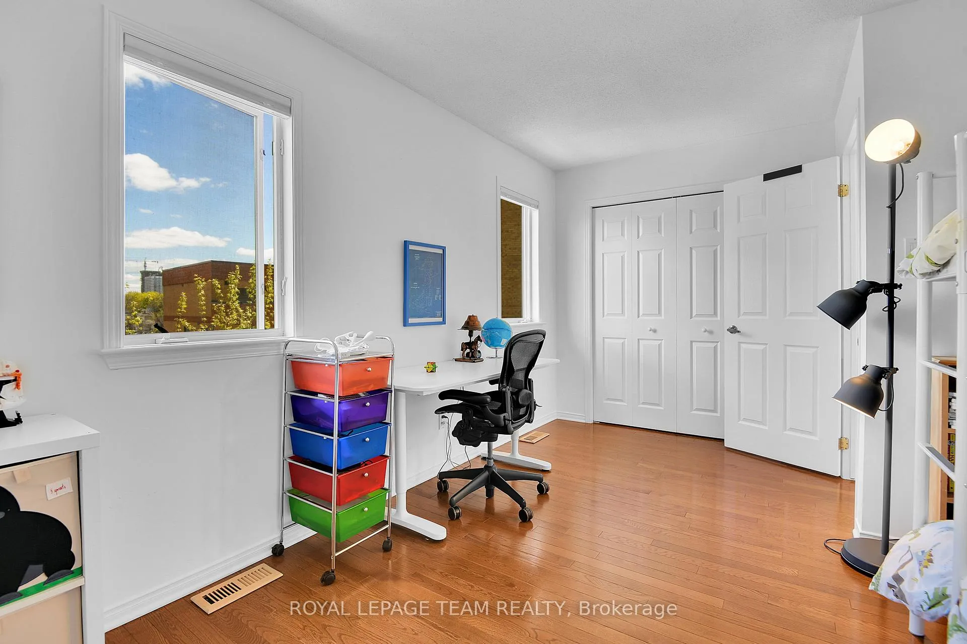 Photo 26 of 15 Schoolhouse Private, Ottawa, Lindenlea — HOMEH