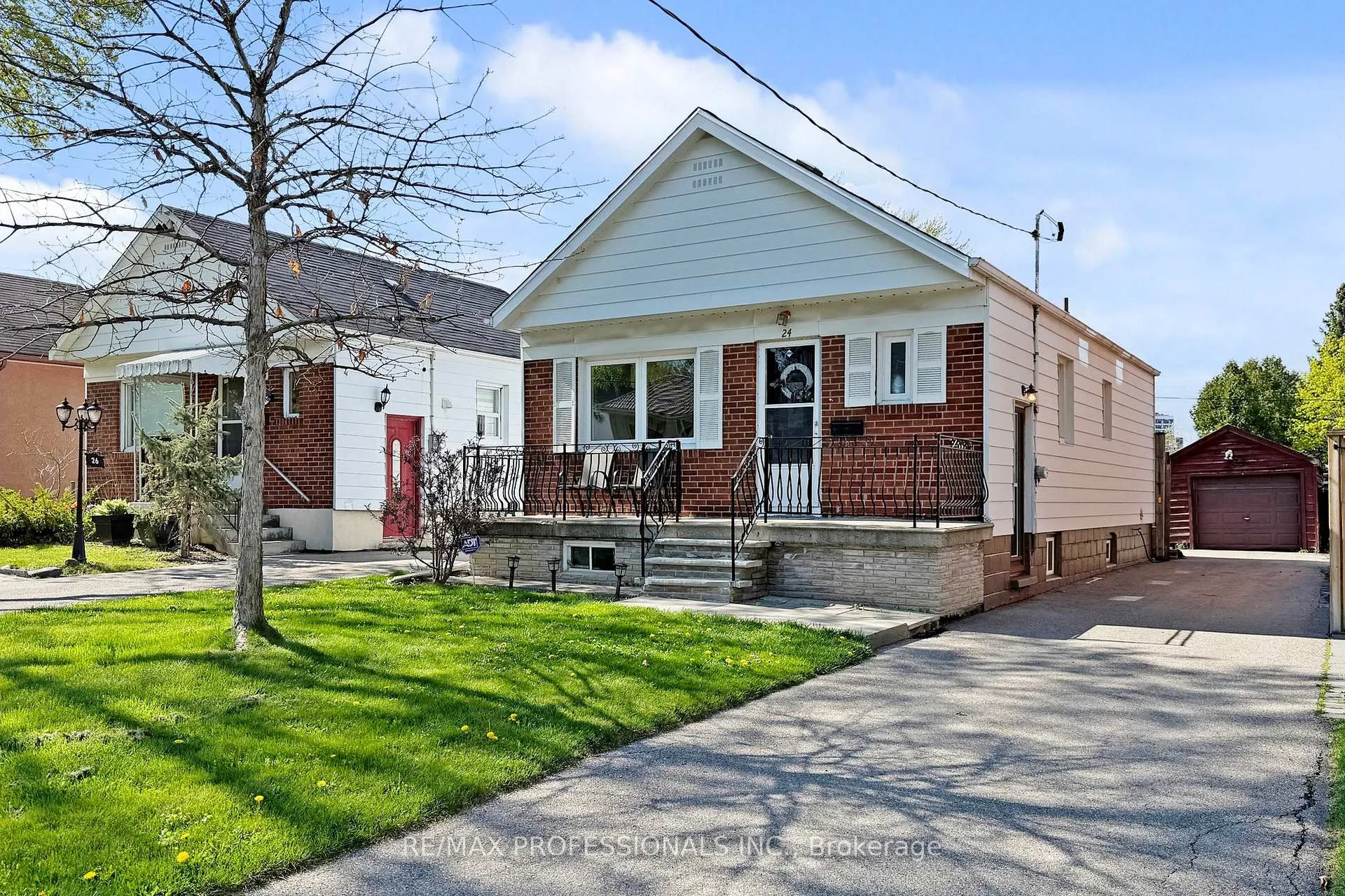 Front of 24 Braeburn Avenue