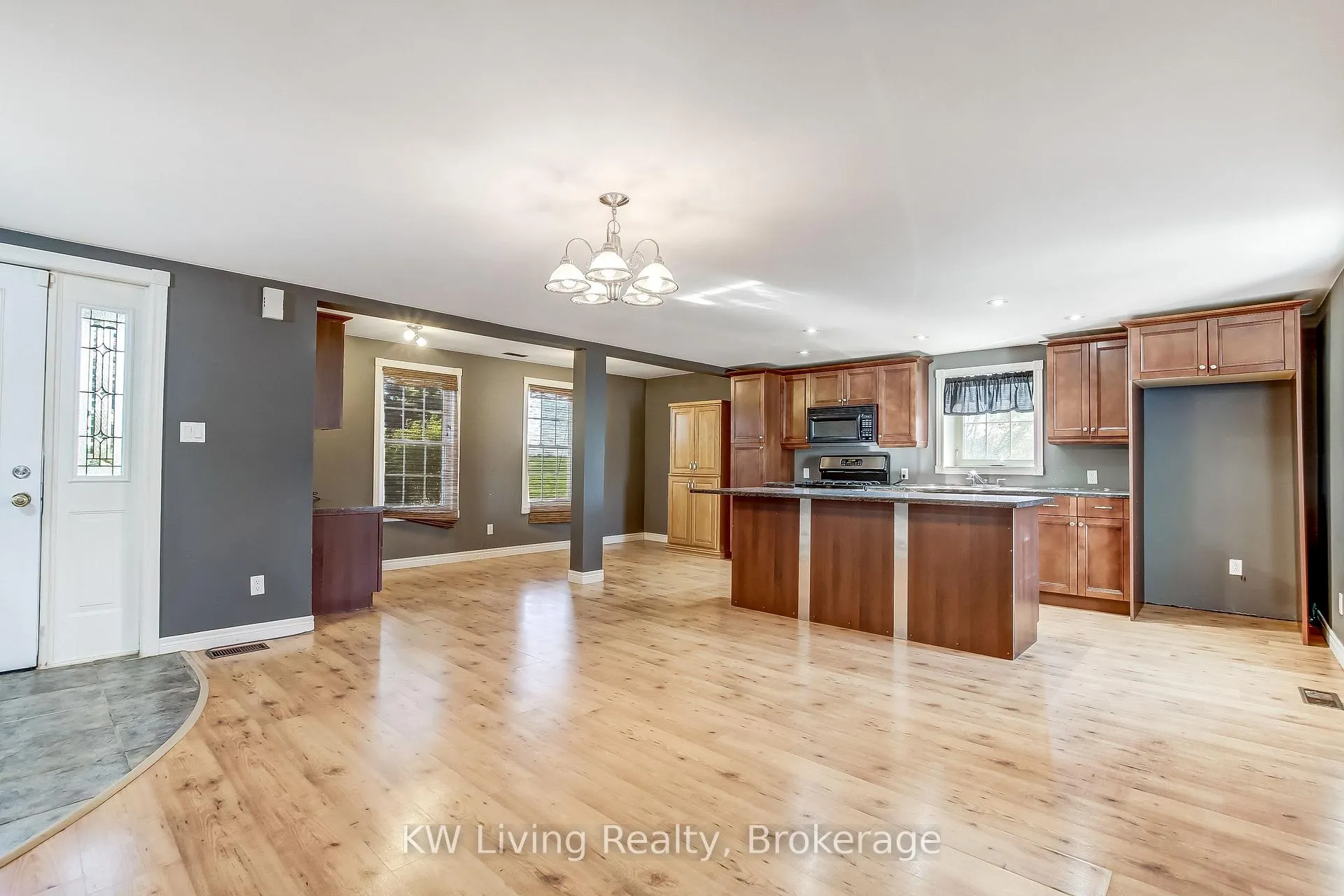 Photo 2 of Unit 2, 358 Windham Road, Norwich, Norwich Town — HOMEH