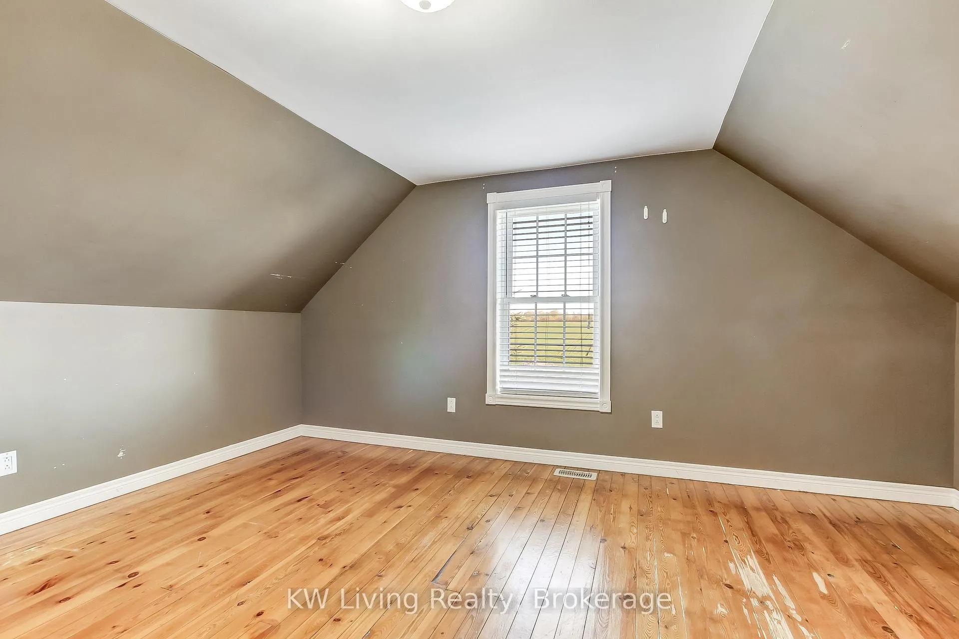 Photo 12 of Unit 2, 358 Windham Road, Norwich, Norwich Town — HOMEH