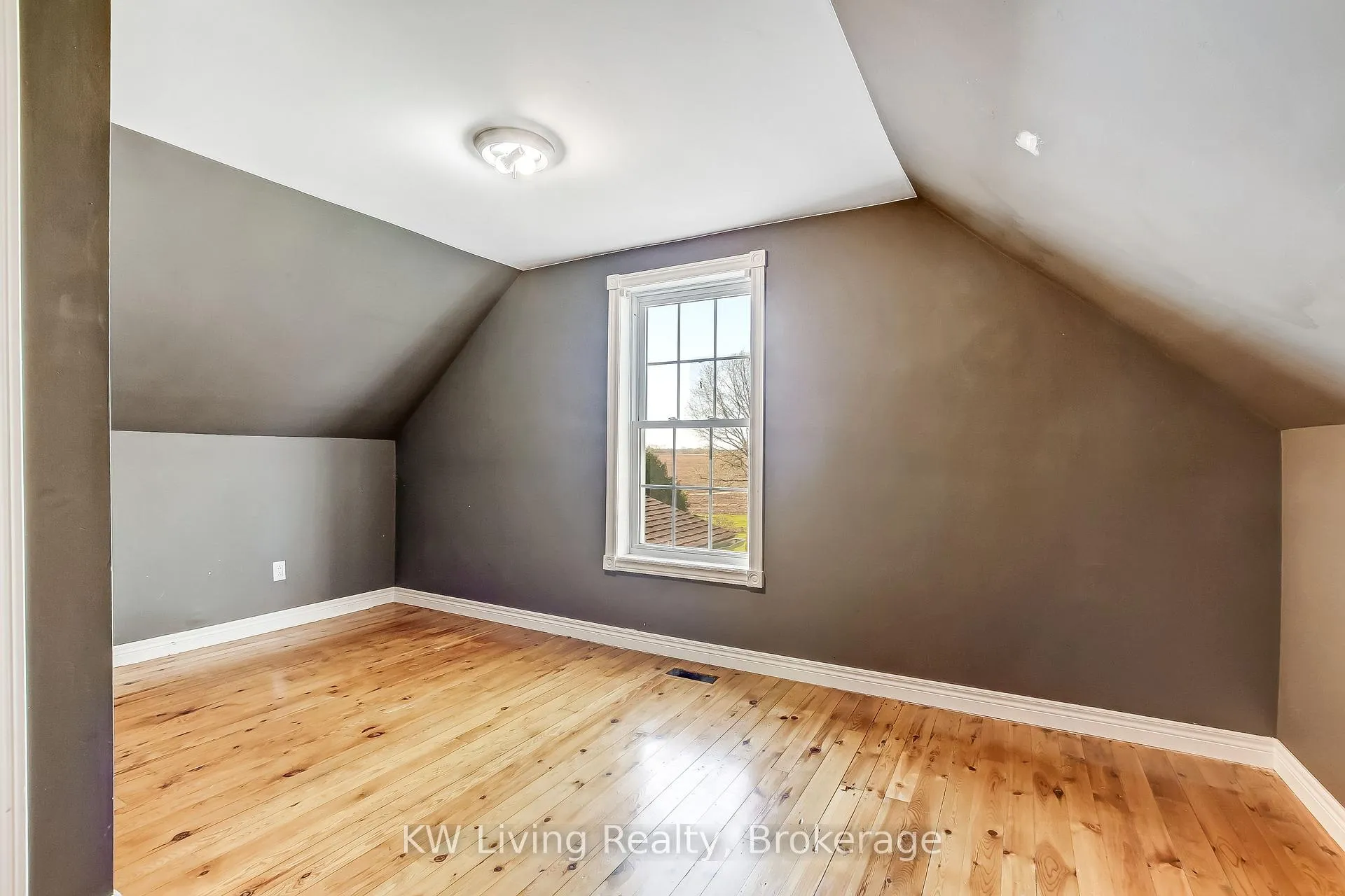 Photo 13 of Unit 2, 358 Windham Road, Norwich, Norwich Town — HOMEH