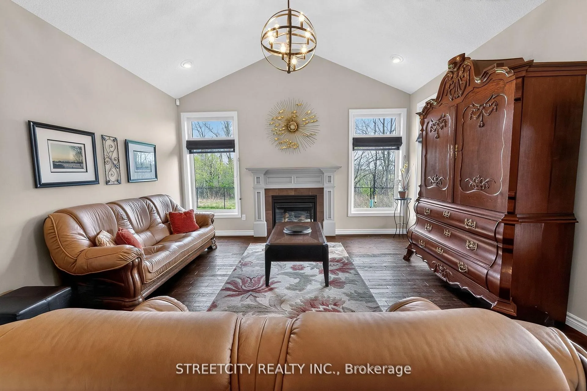 Photo 16 of 74 Westlake Drive, St. Thomas — HOMEH