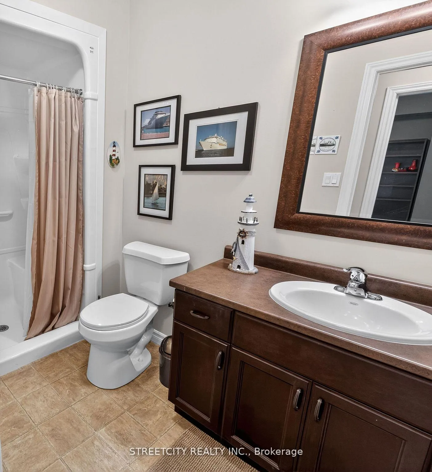 Photo 33 of 74 Westlake Drive, St. Thomas — HOMEH