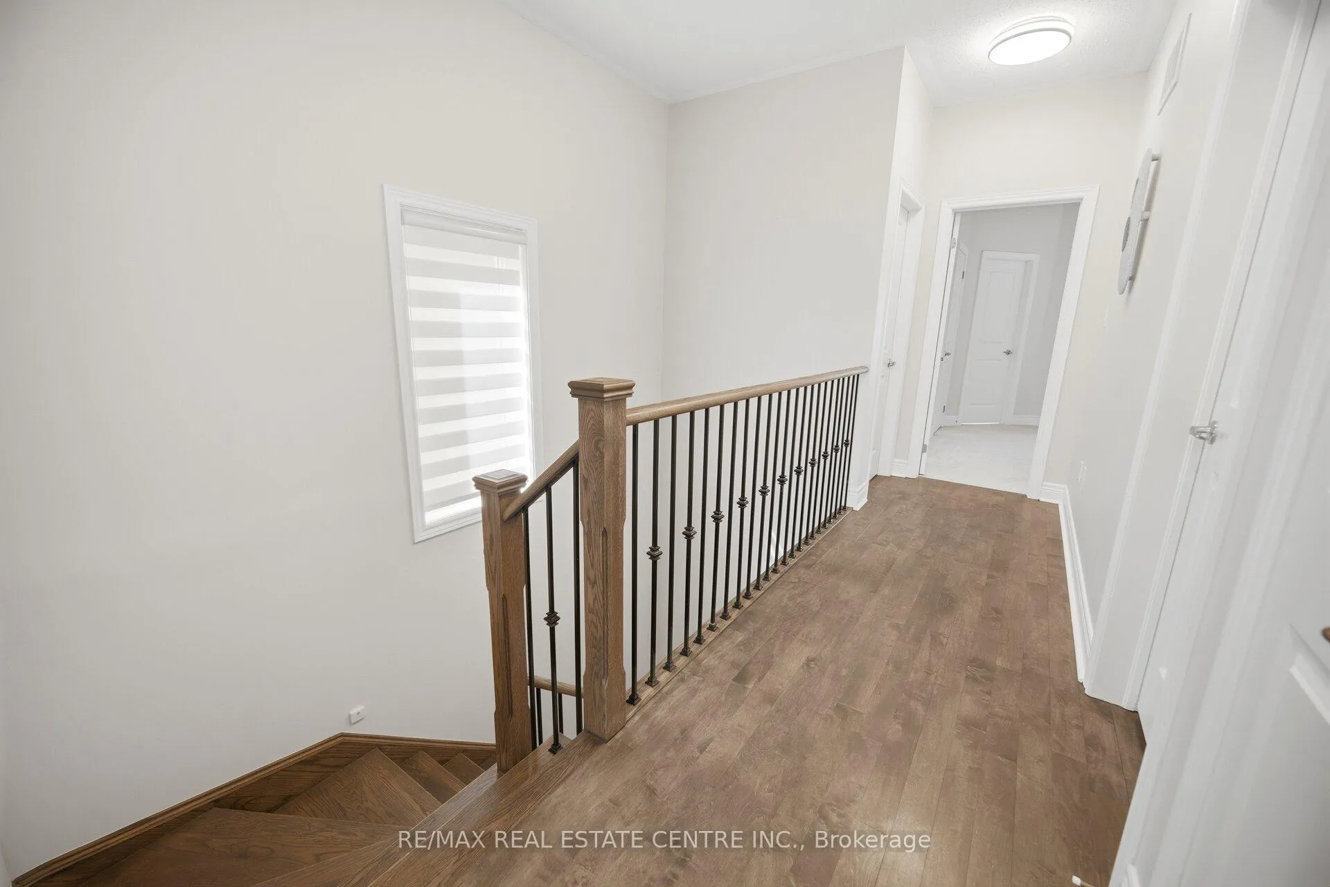 Photo 20 of 24 Duffel Crescent, Halton Hills, Georgetown — HOMEH