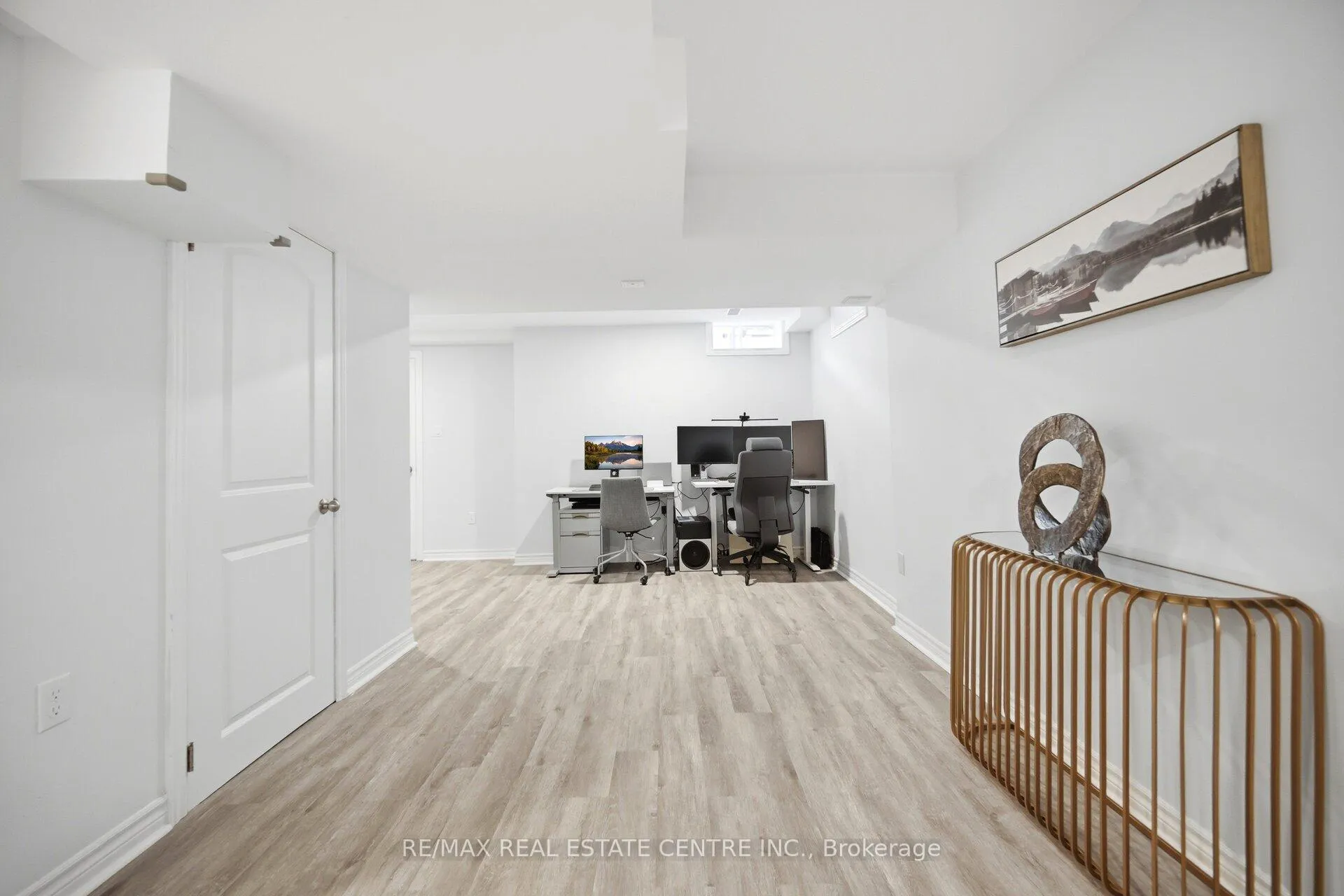Photo 39 of 24 Duffel Crescent, Halton Hills, Georgetown — HOMEH