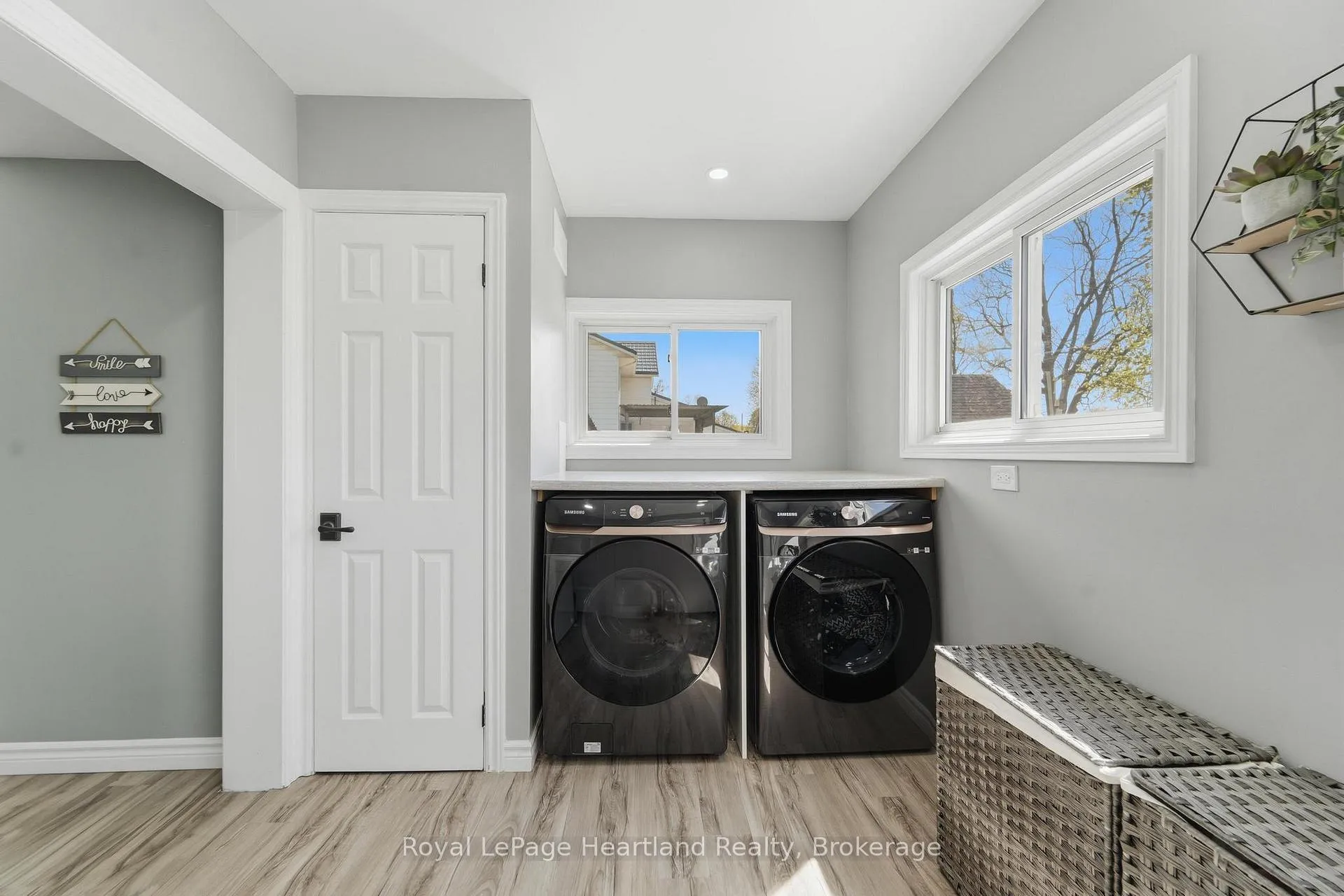 Photo 8 of 128 Eldon Street, Goderich, Goderich (Town) — HOMEH