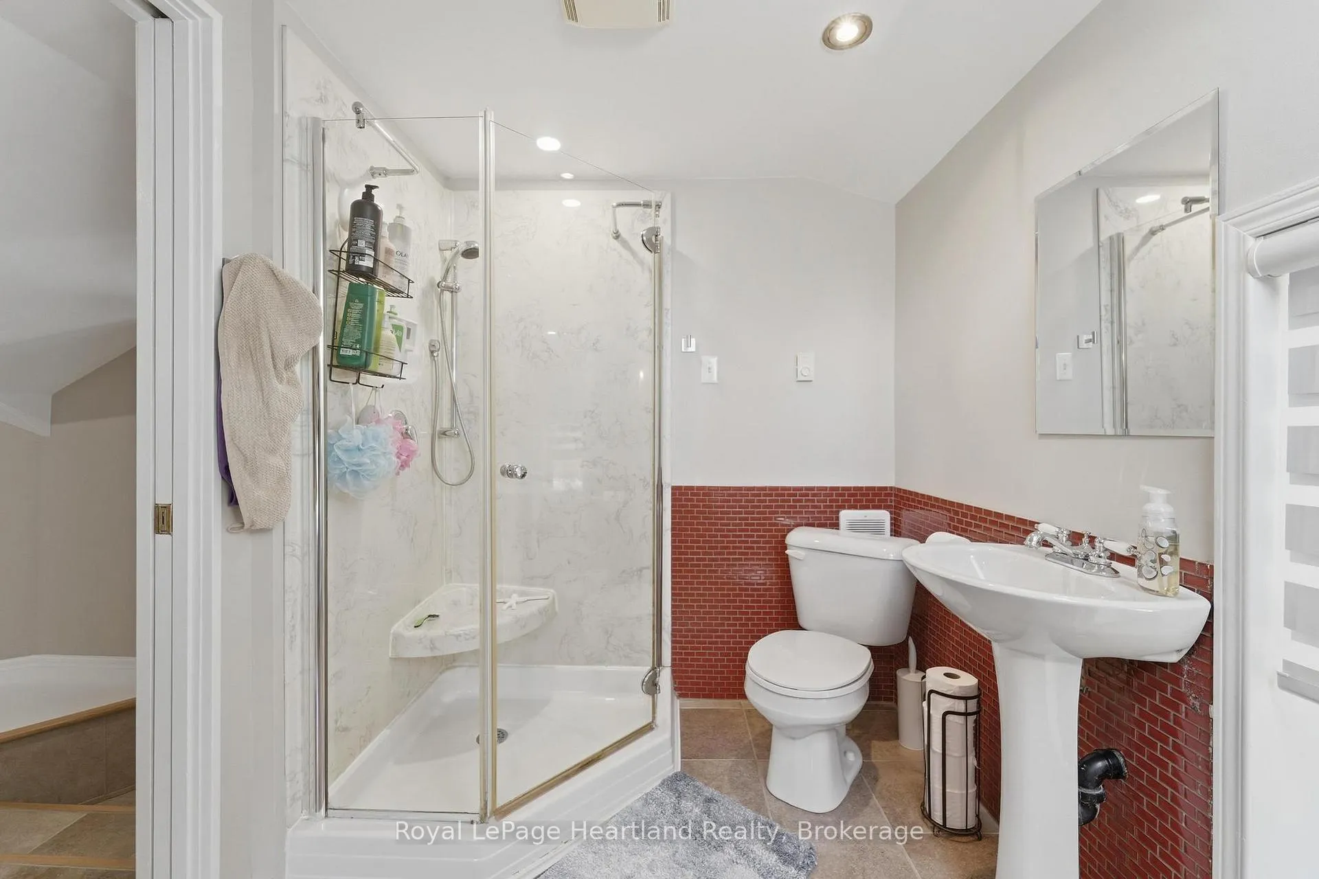 Photo 31 of 128 Eldon Street, Goderich, Goderich (Town) — HOMEH