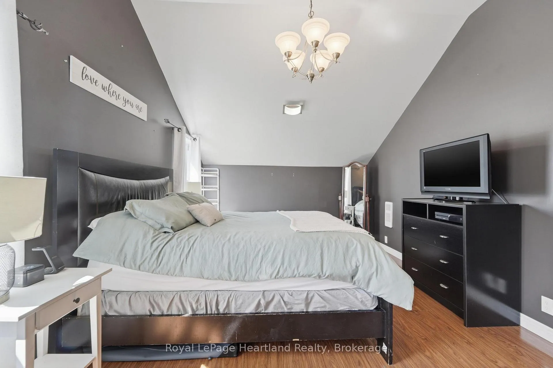 Photo 34 of 128 Eldon Street, Goderich, Goderich (Town) — HOMEH