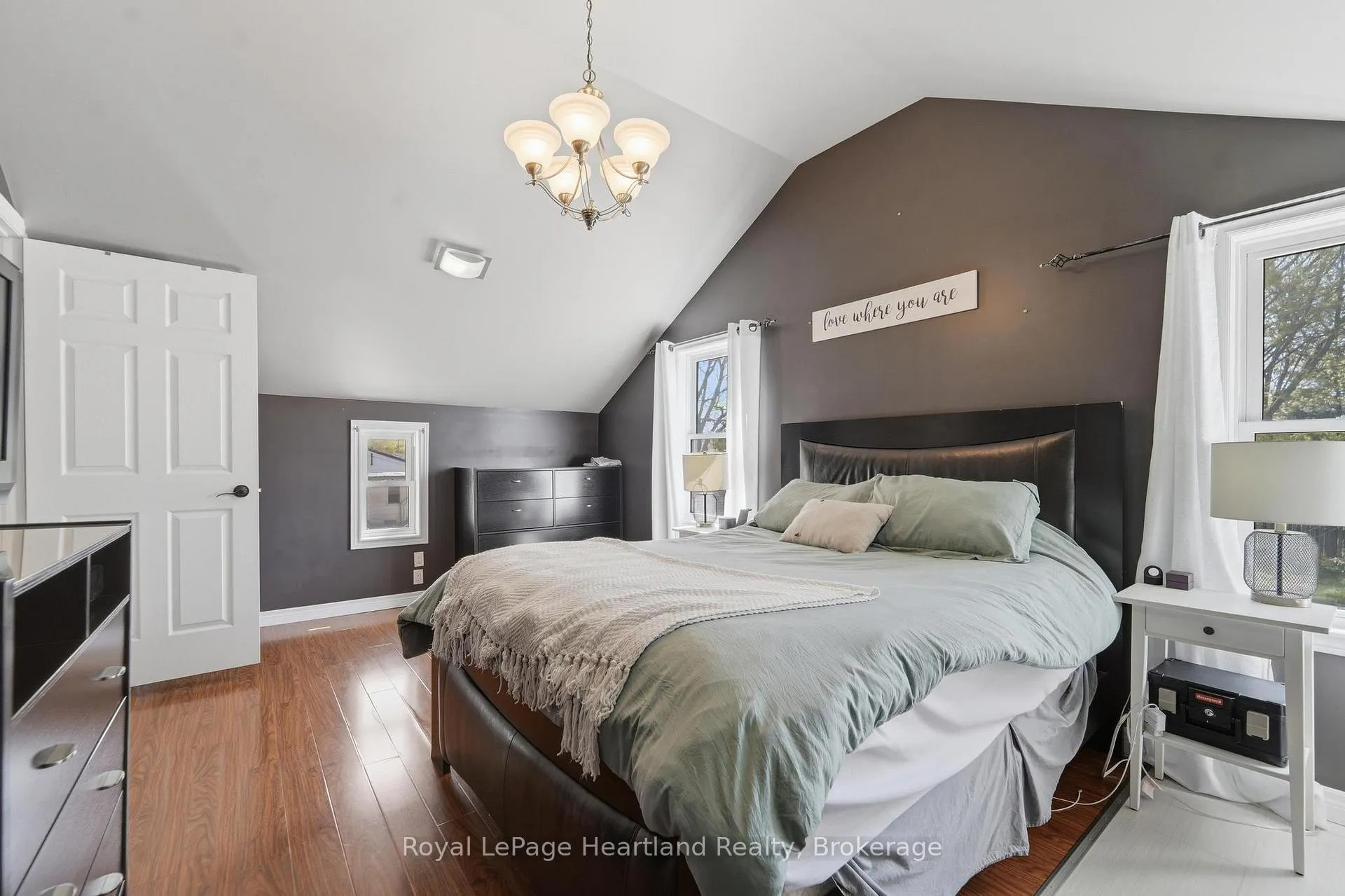 Photo 35 of 128 Eldon Street, Goderich, Goderich (Town) — HOMEH