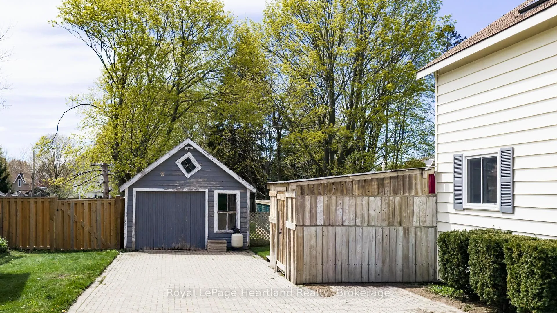 Photo 43 of 128 Eldon Street, Goderich, Goderich (Town) — HOMEH