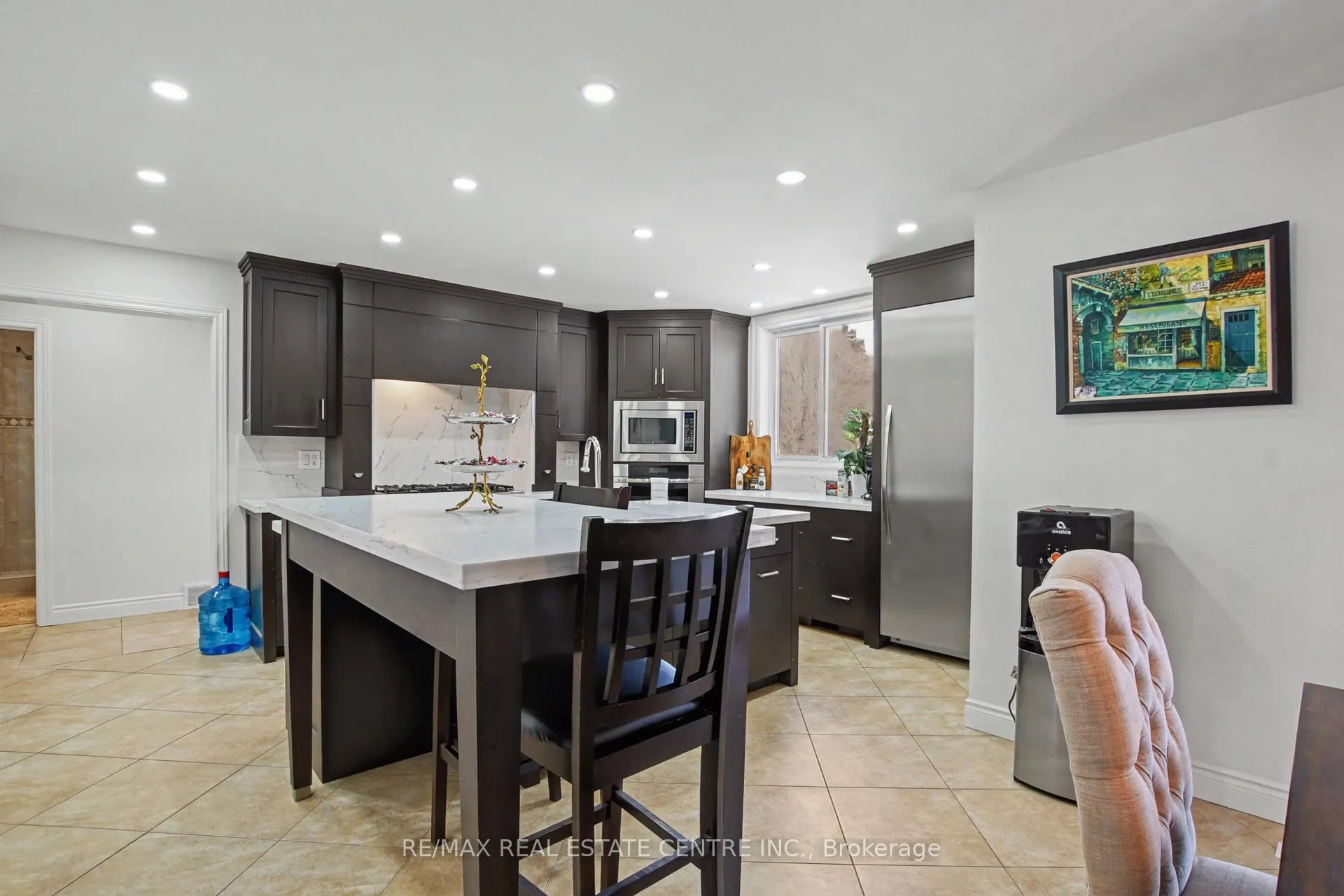 Photo 15 of 155 Crawford Crescent, Milton, Campbellville — HOMEH