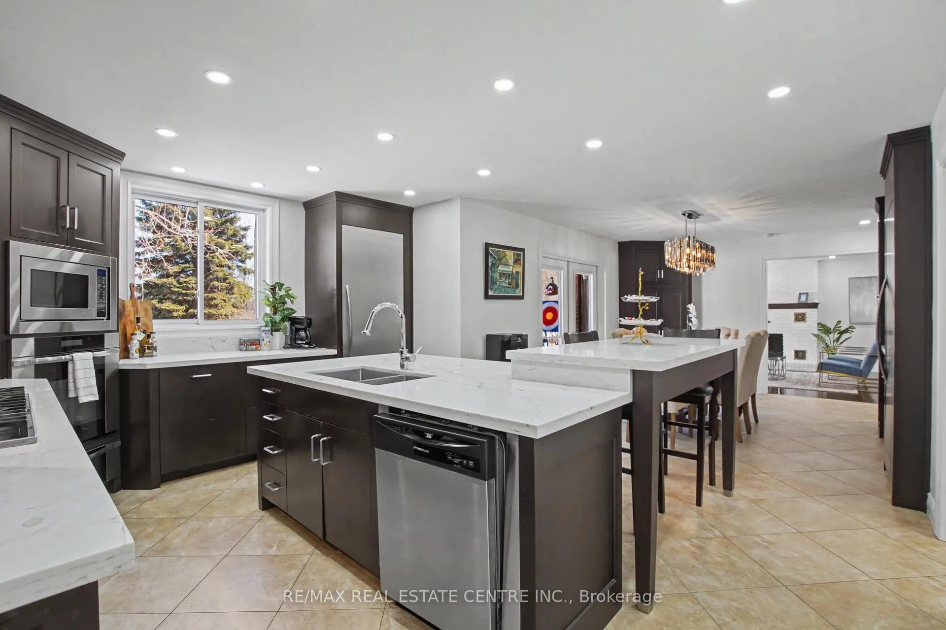 Photo 17 of 155 Crawford Crescent, Milton, Campbellville — HOMEH