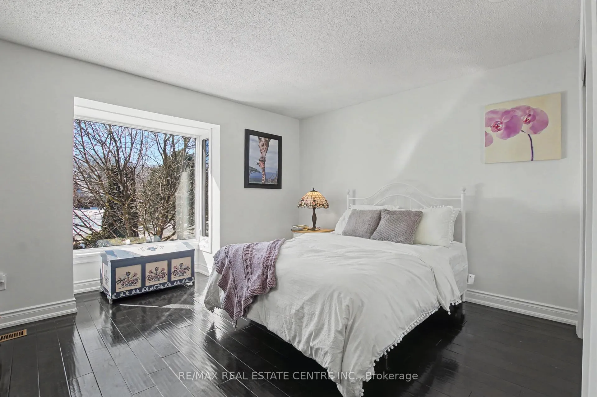Photo 29 of 155 Crawford Crescent, Milton, Campbellville — HOMEH