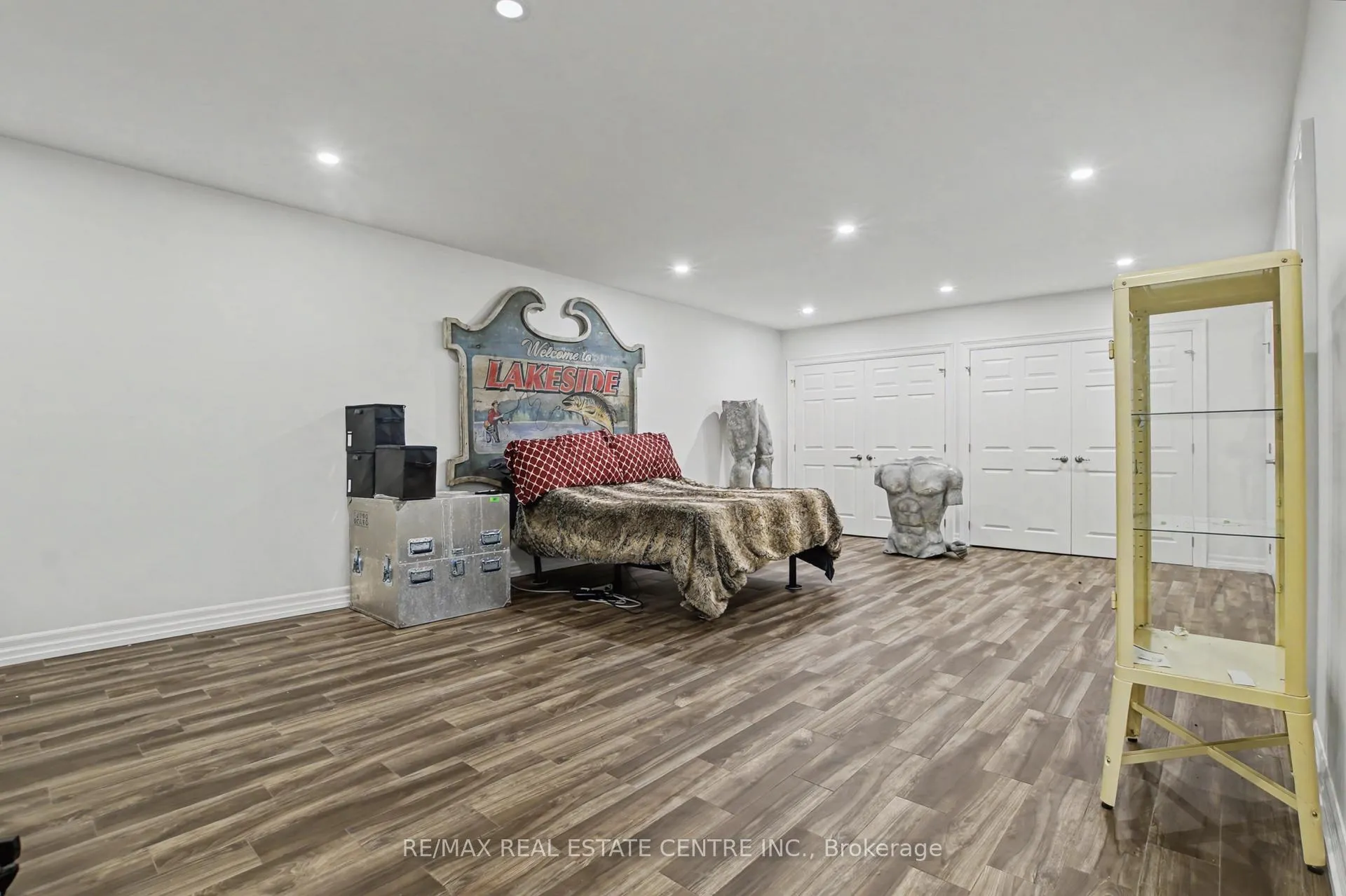 Photo 37 of 155 Crawford Crescent, Milton, Campbellville — HOMEH