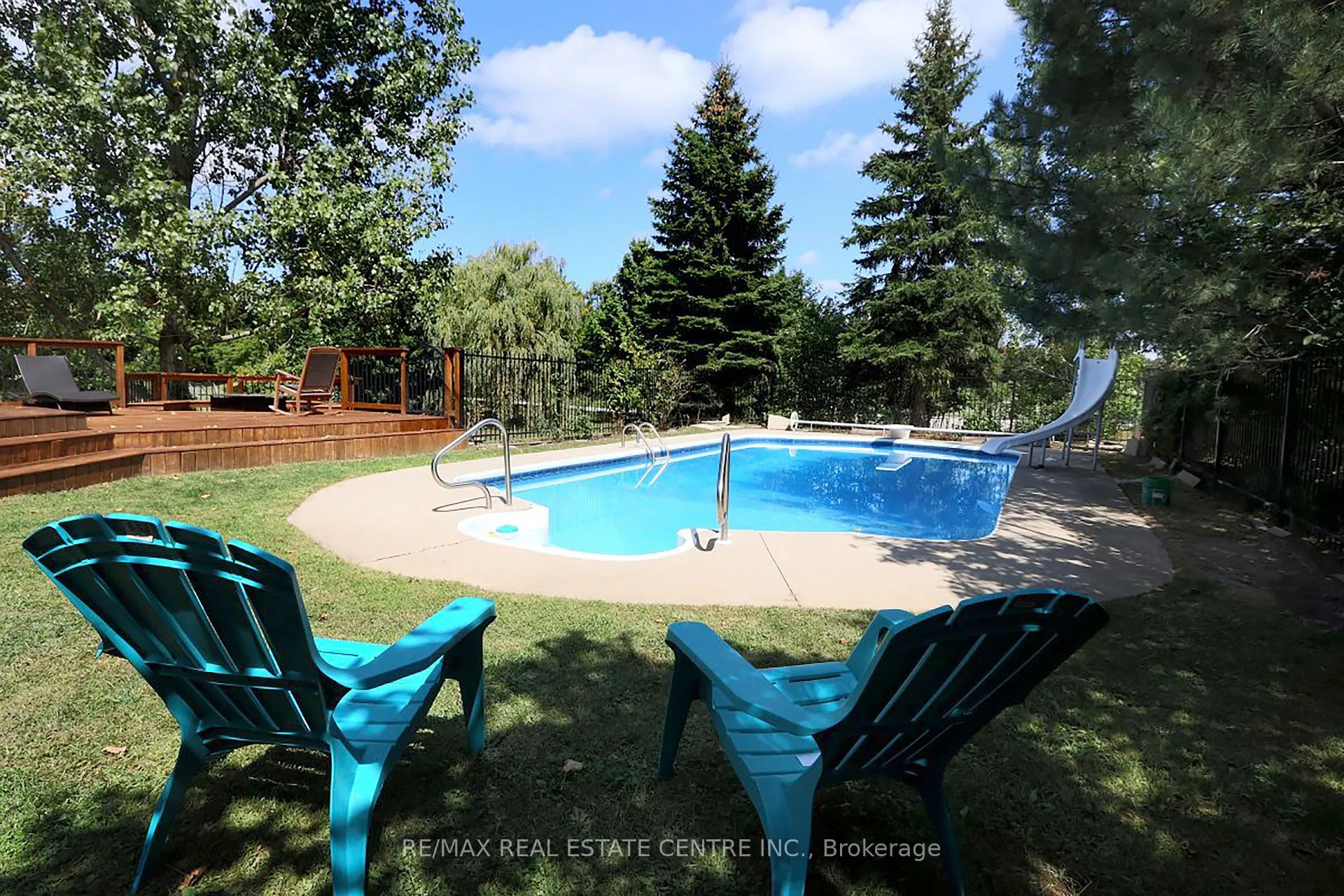 Photo 41 of 155 Crawford Crescent, Milton, Campbellville — HOMEH