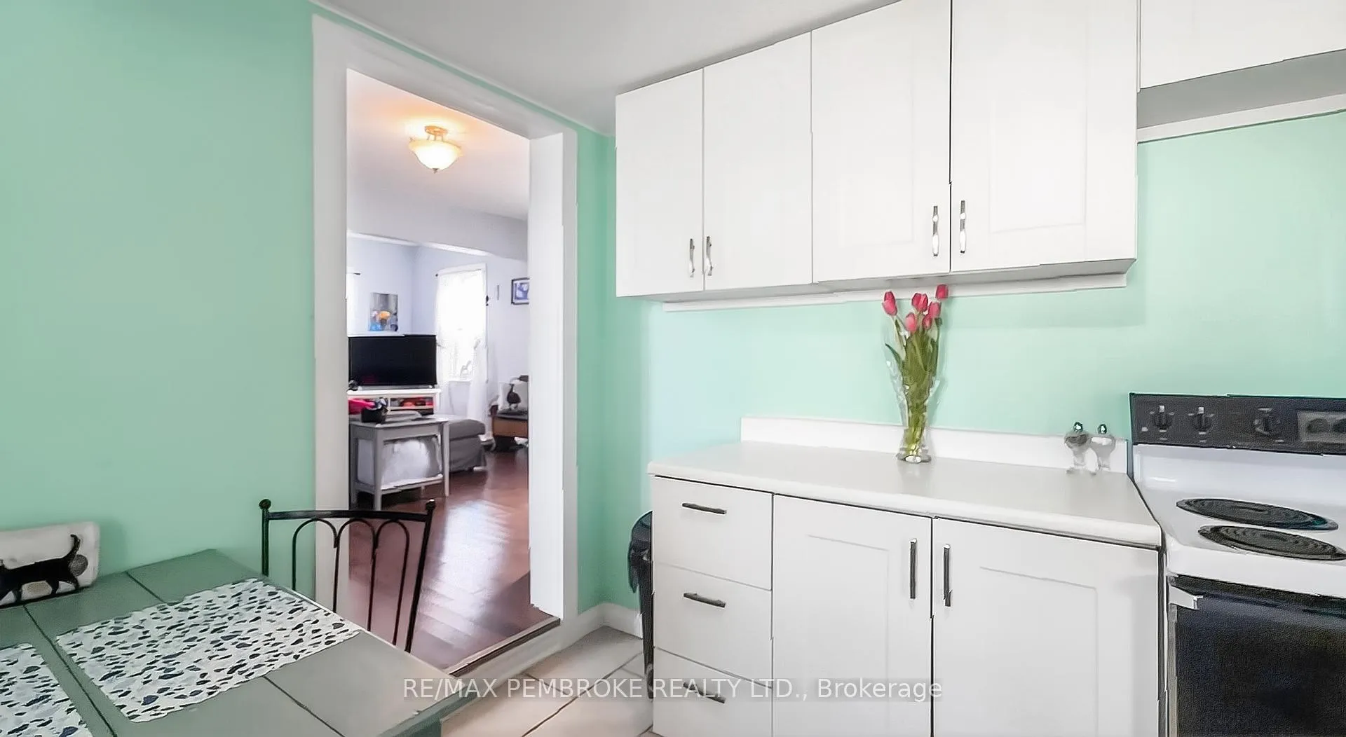 Photo 9 of 302 Willard Street, Pembroke — HOMEH