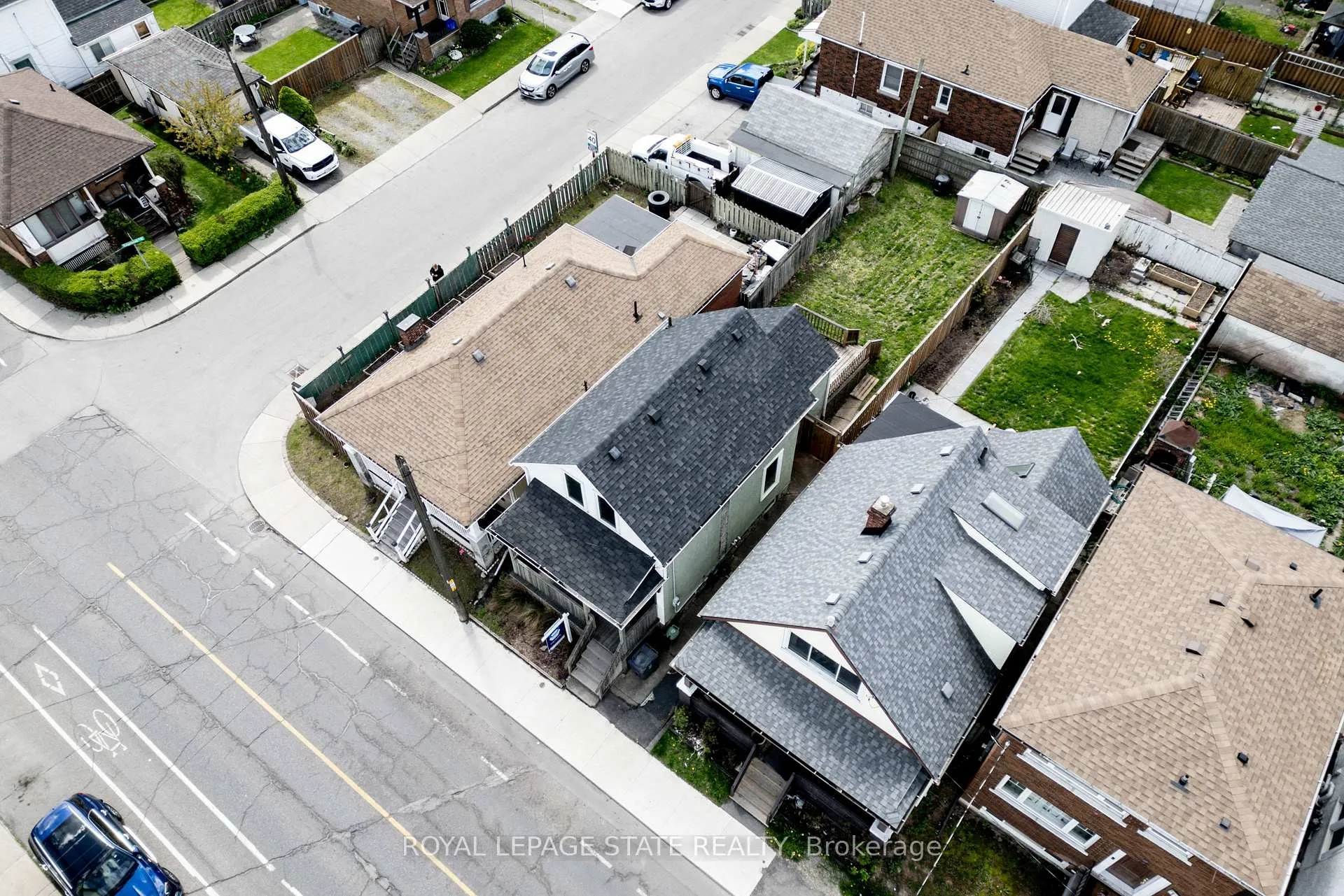 Photo 49 of 1236 Cannon Street E, Hamilton, Crown Point — HOMEH