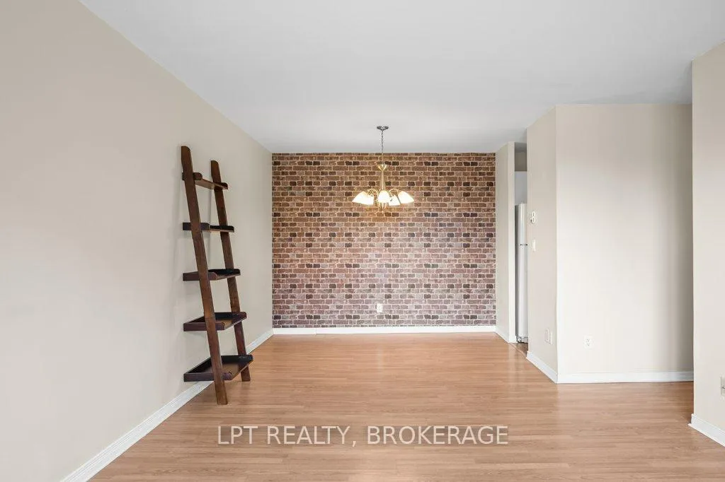 Photo 11 of Unit 303, 17 Eldon Hall Place, Kingston, Central City West — HOMEH