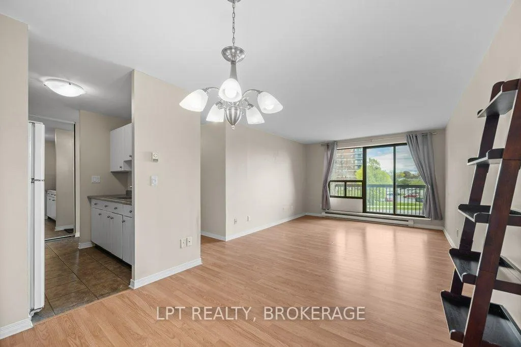 Photo 1 of Unit 303, 17 Eldon Hall Place, Kingston, Central City West — HOMEH