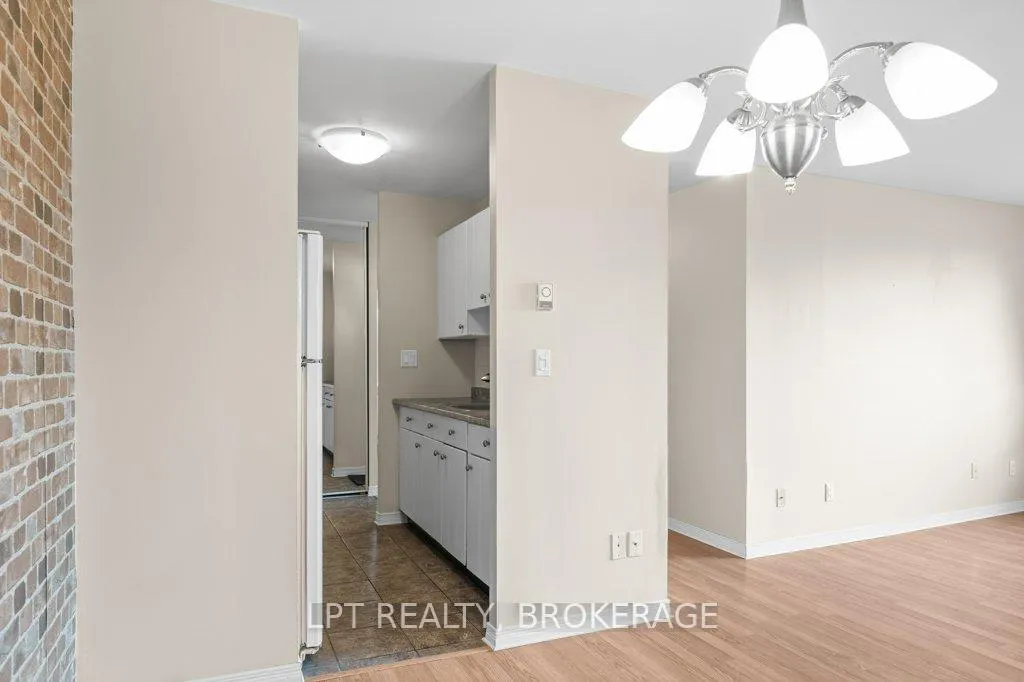 Photo 13 of Unit 303, 17 Eldon Hall Place, Kingston, Central City West — HOMEH