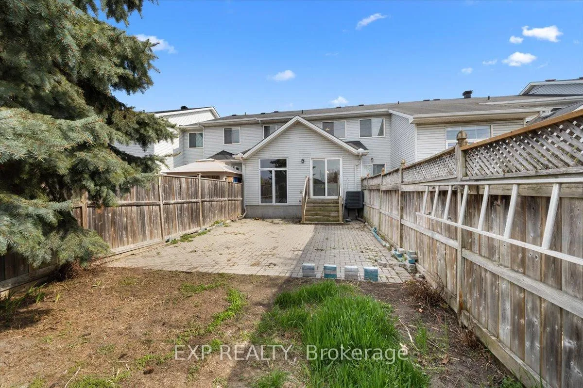 Photo 37 of 943 Markwick Crescent, Ottawa, Notting Hill/Summerside — HOMEH