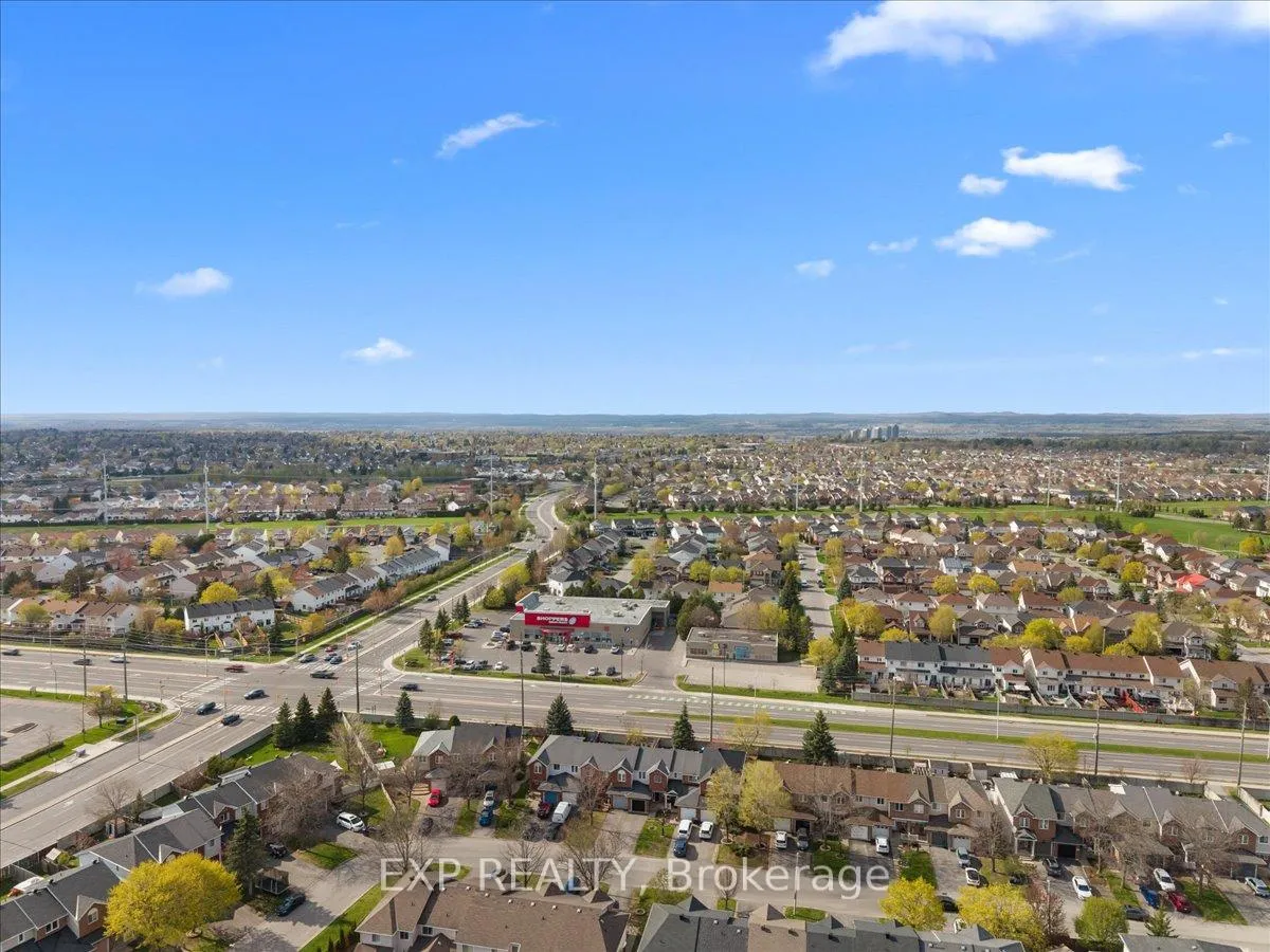 Photo 38 of 943 Markwick Crescent, Ottawa, Notting Hill/Summerside — HOMEH