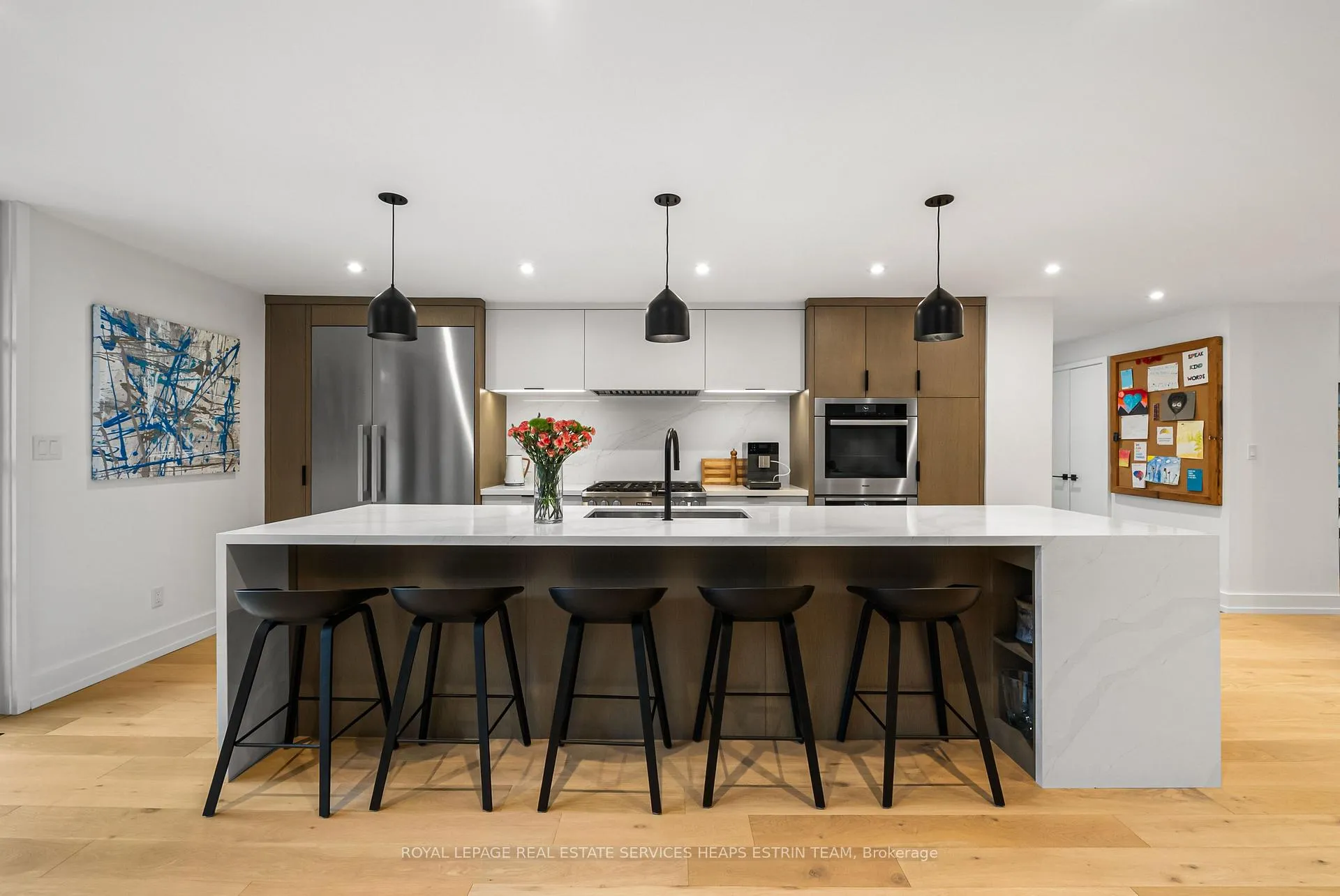 Photo 9 of 1 Moorehill Drive, Toronto, Leaside — HOMEH