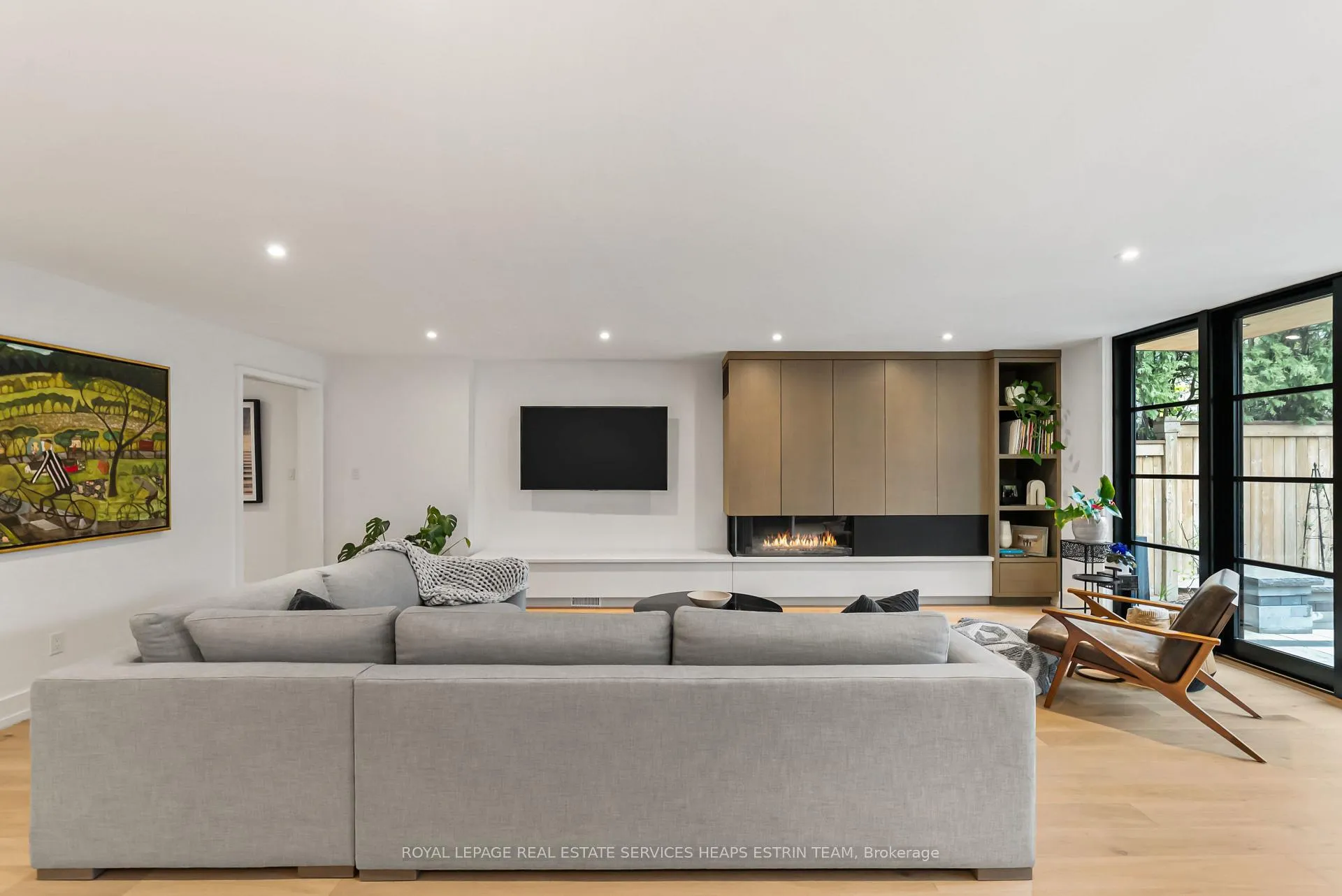 Photo 11 of 1 Moorehill Drive, Toronto, Leaside — HOMEH