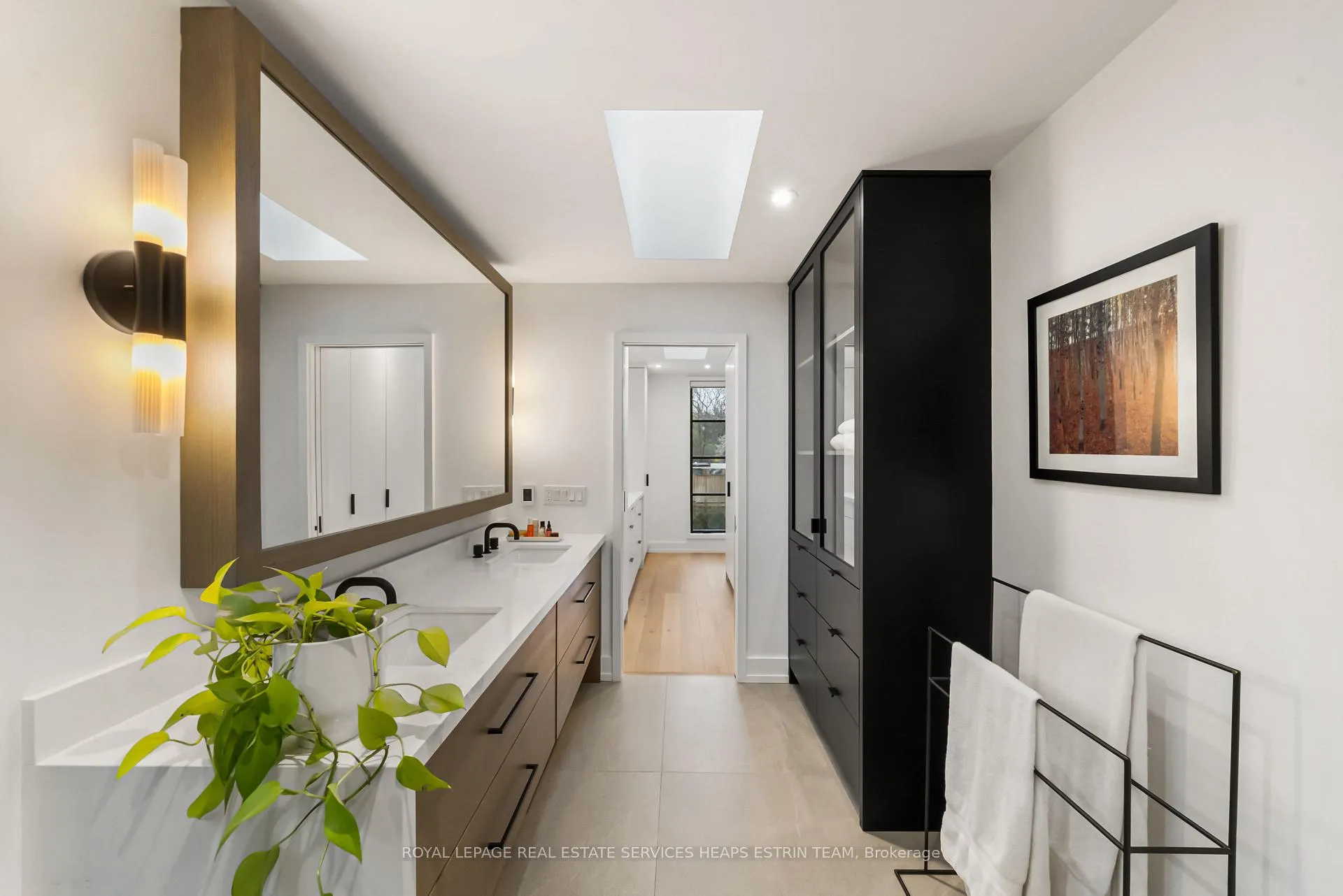 Photo 22 of 1 Moorehill Drive, Toronto, Leaside — HOMEH