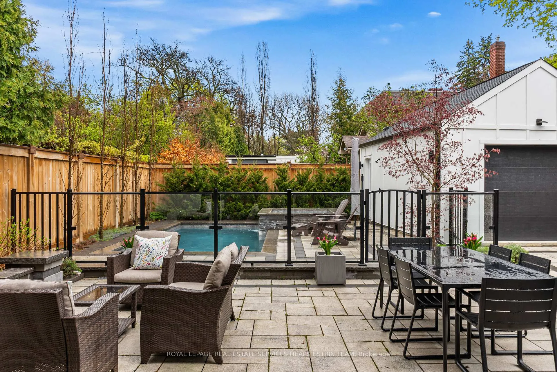 Photo 40 of 1 Moorehill Drive, Toronto, Leaside — HOMEH