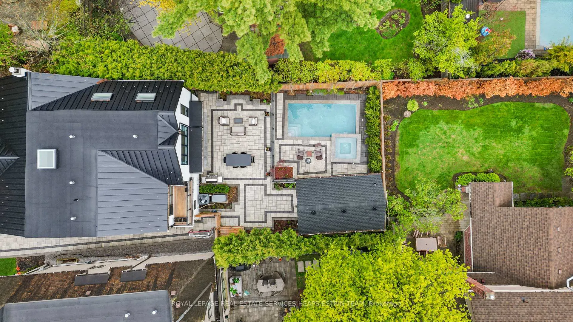 Photo 48 of 1 Moorehill Drive, Toronto, Leaside — HOMEH