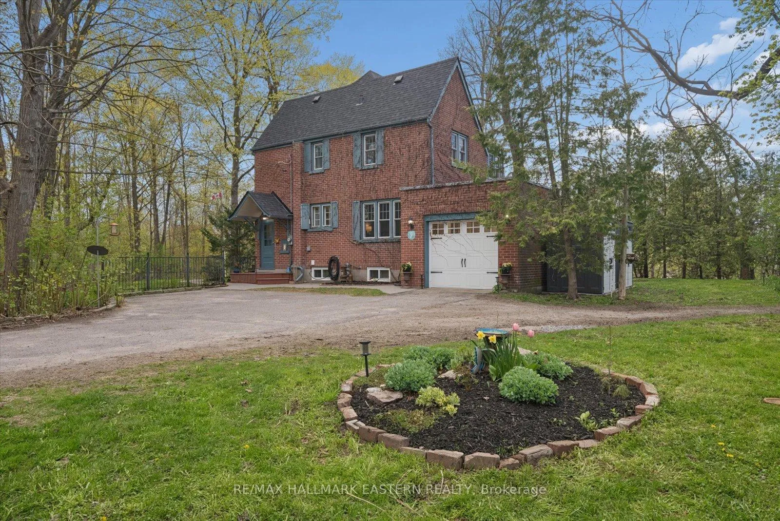 Photo 49 of 301 Engleburn Avenue, Peterborough, Ashburnham Ward 4 — HOMEH
