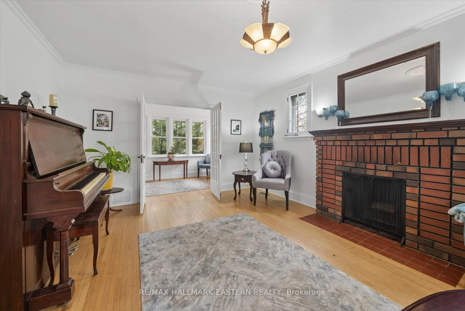 Photo 10 of 301 Engleburn Avenue, Peterborough, Ashburnham Ward 4 — HOMEH