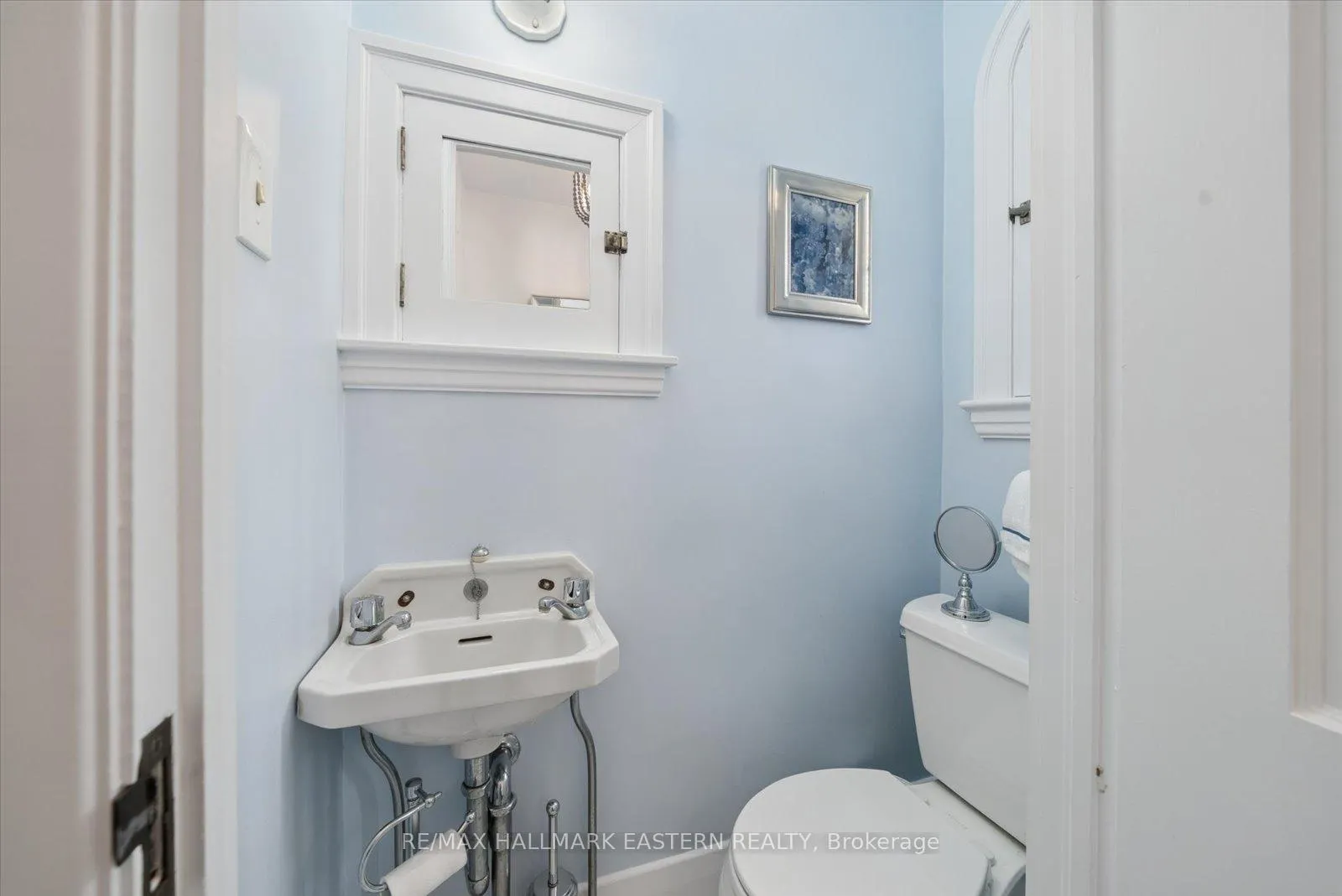 Photo 15 of 301 Engleburn Avenue, Peterborough, Ashburnham Ward 4 — HOMEH