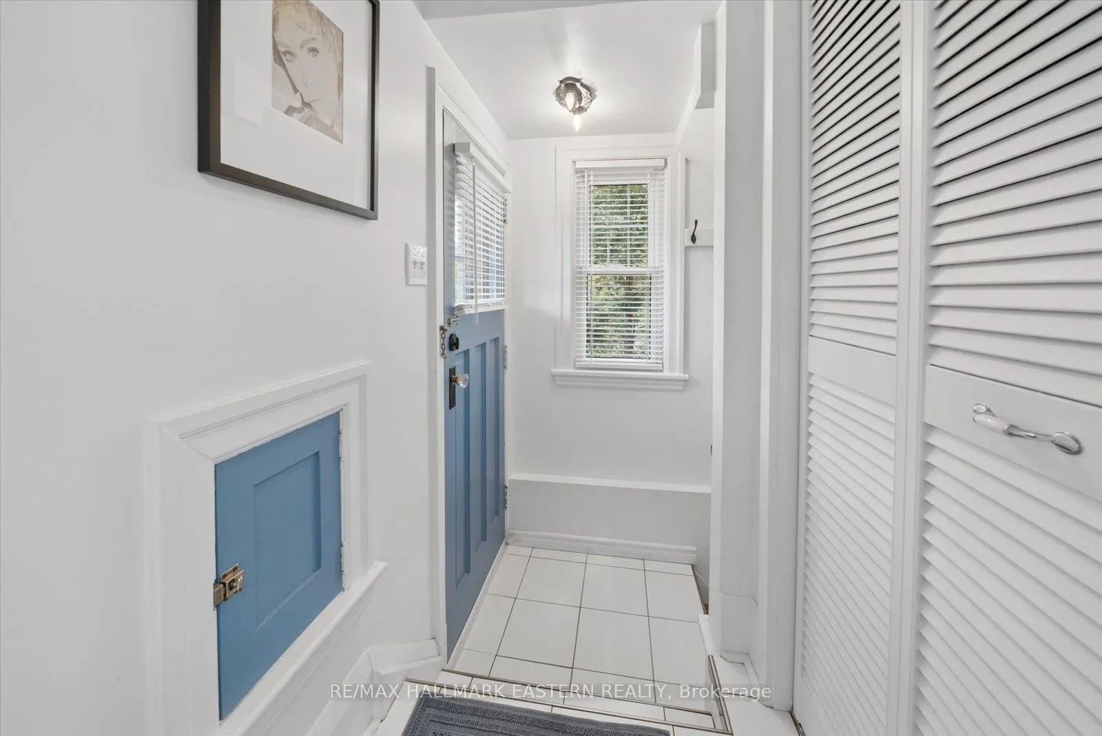 Photo 24 of 301 Engleburn Avenue, Peterborough, Ashburnham Ward 4 — HOMEH