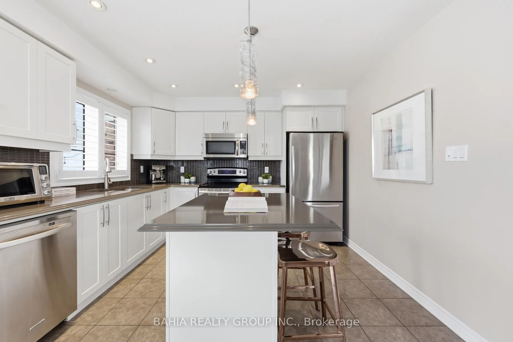 Photo 25 of 638 Gervais Terrace, Milton, Coates — HOMEH
