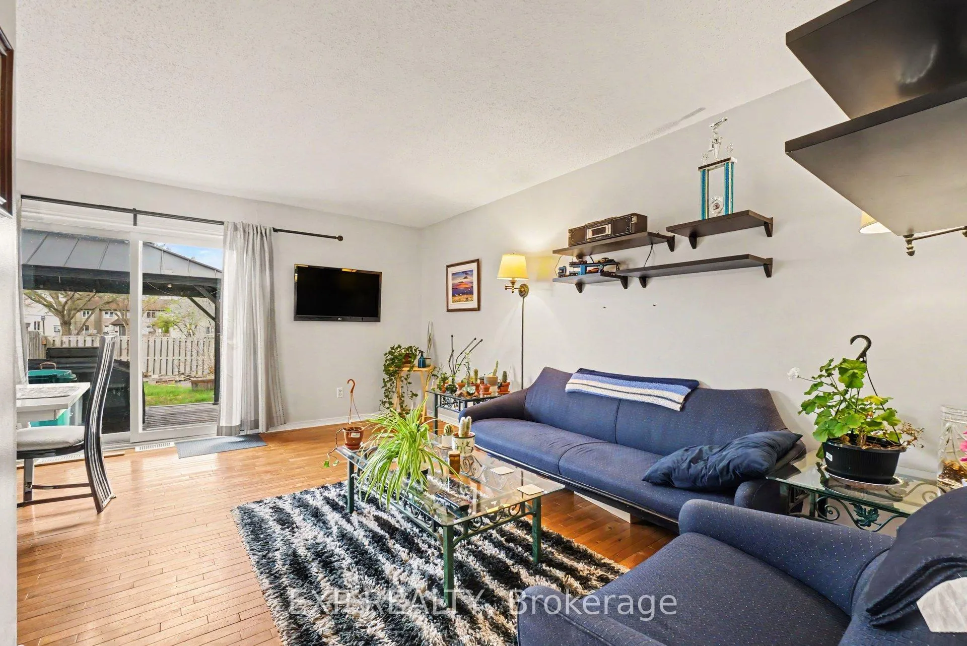 Photo 3 of Unit 12, 6461 Colony Square, Ottawa, Convent Glen North — HOMEH